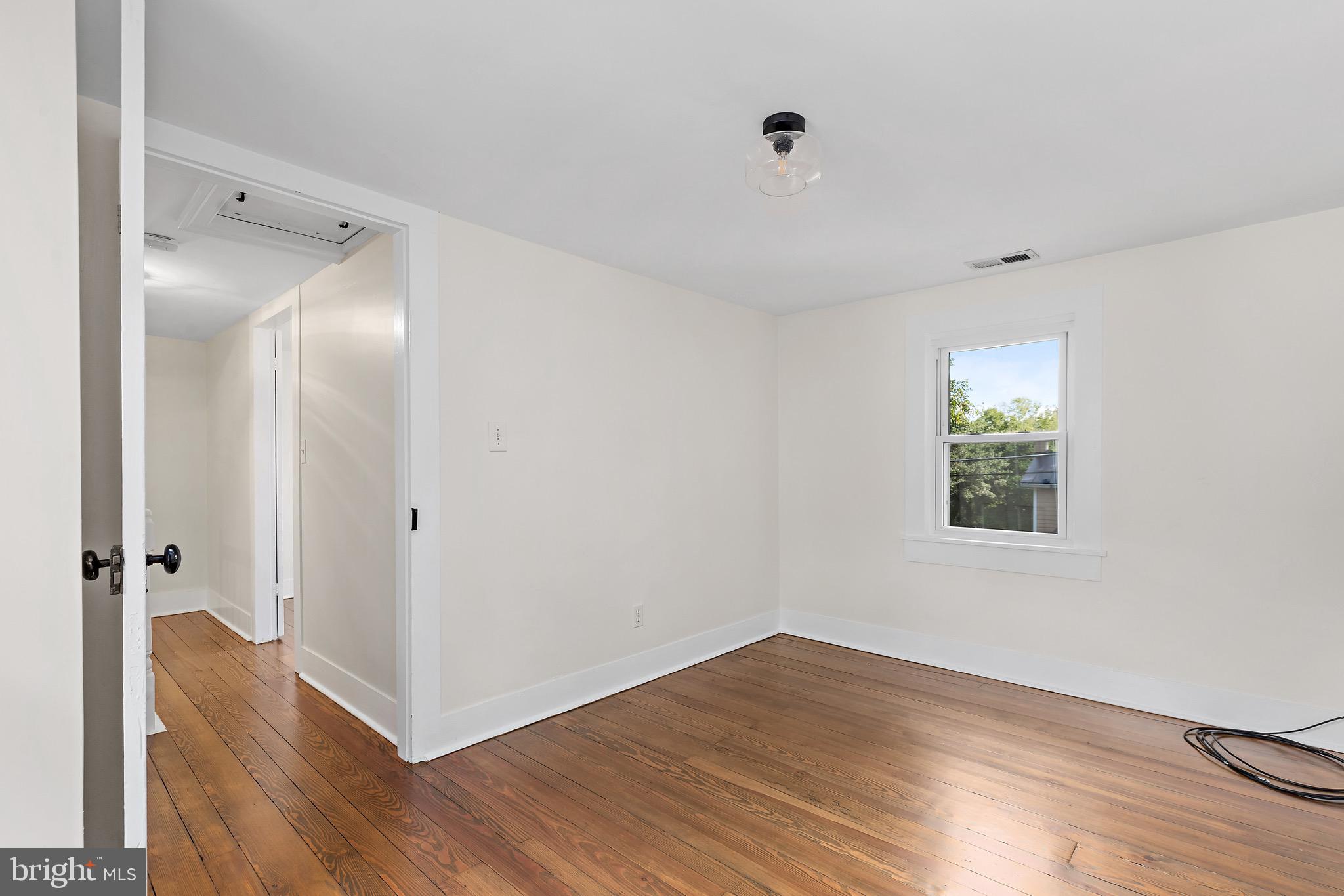 TOWN OF HAMILTON - Residential