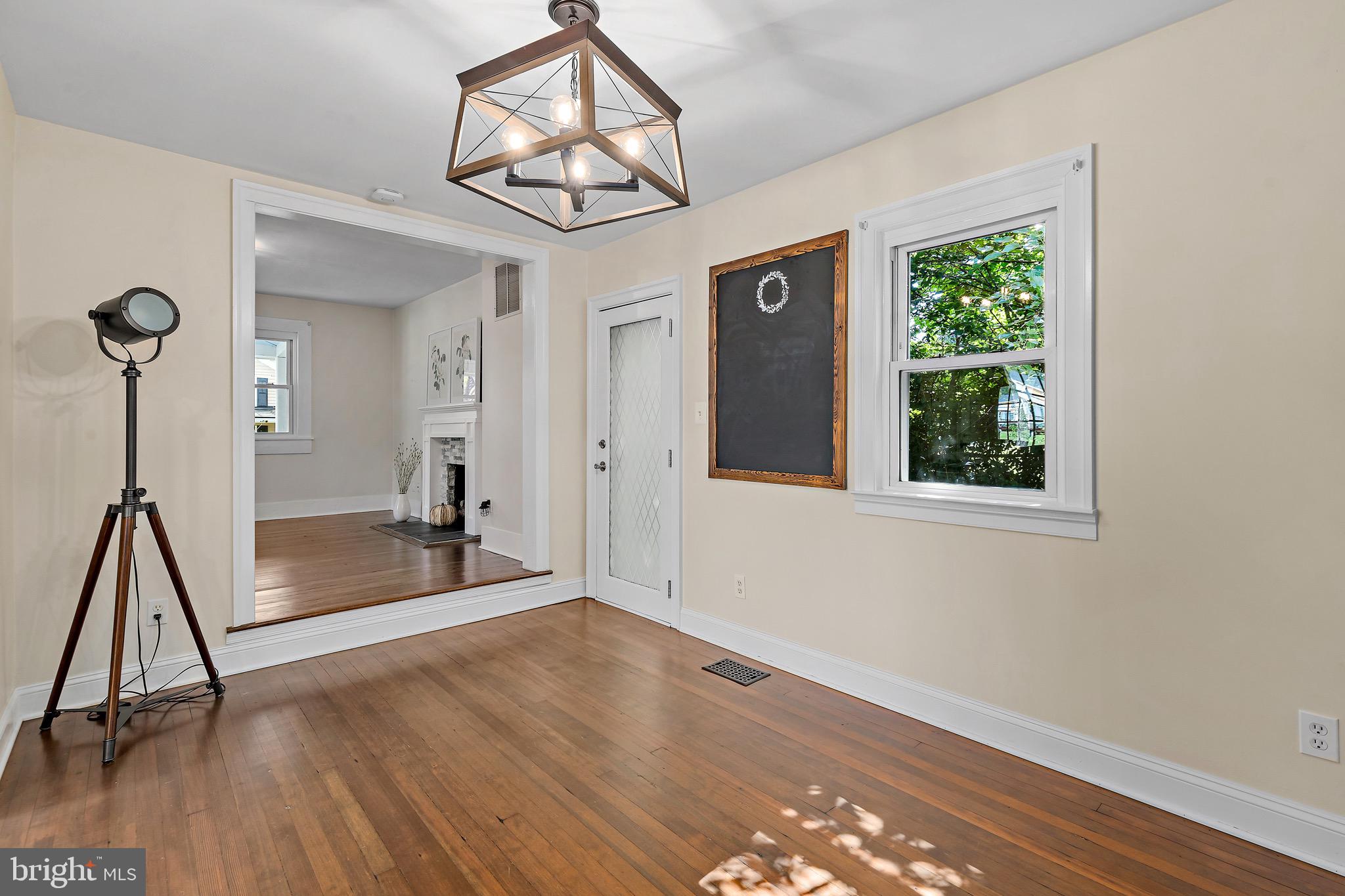 TOWN OF HAMILTON - Residential