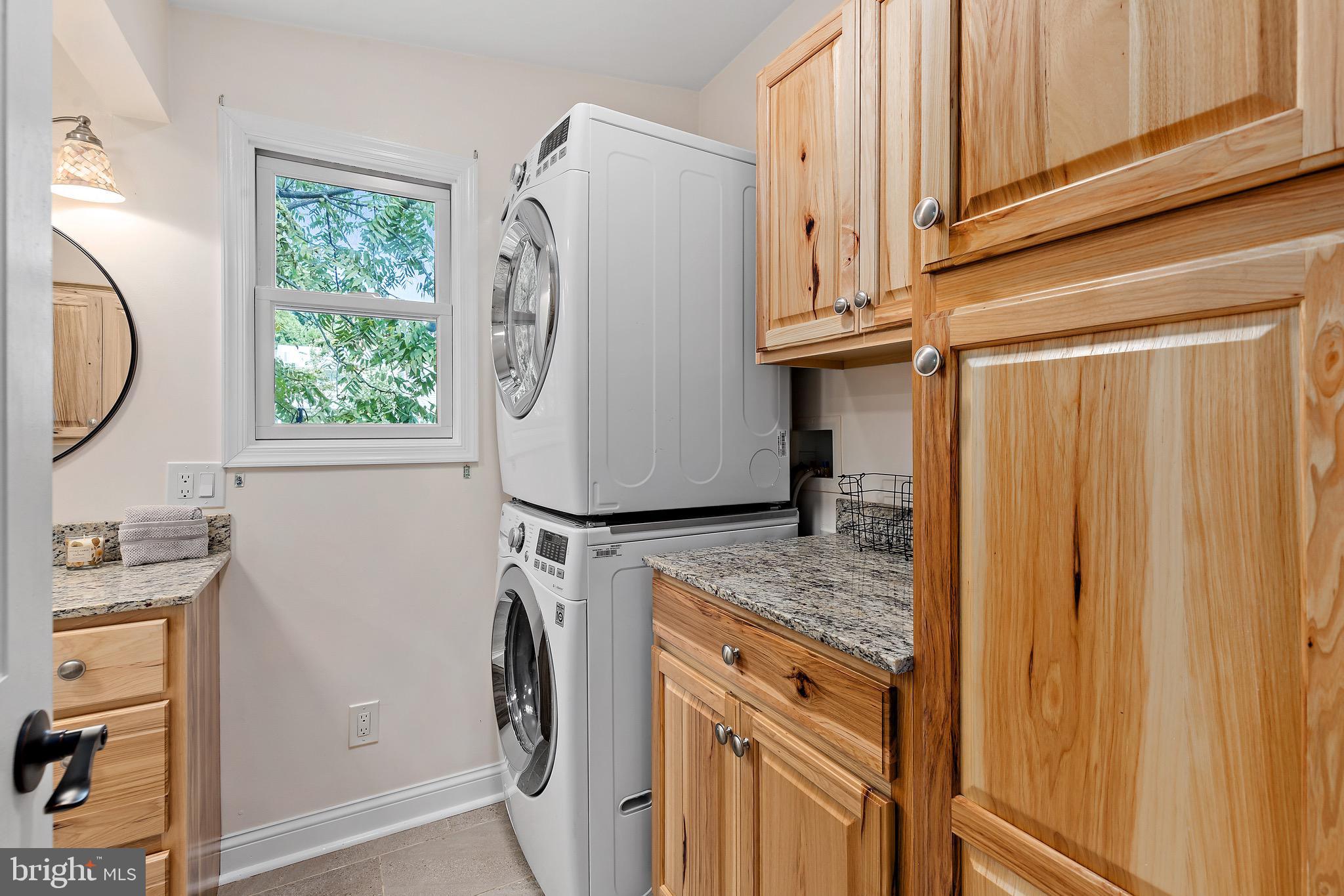 TOWN OF HAMILTON - Residential