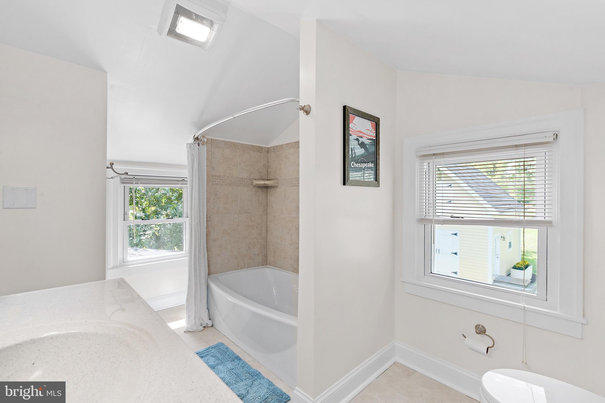 TOWN OF HAMILTON - Residential