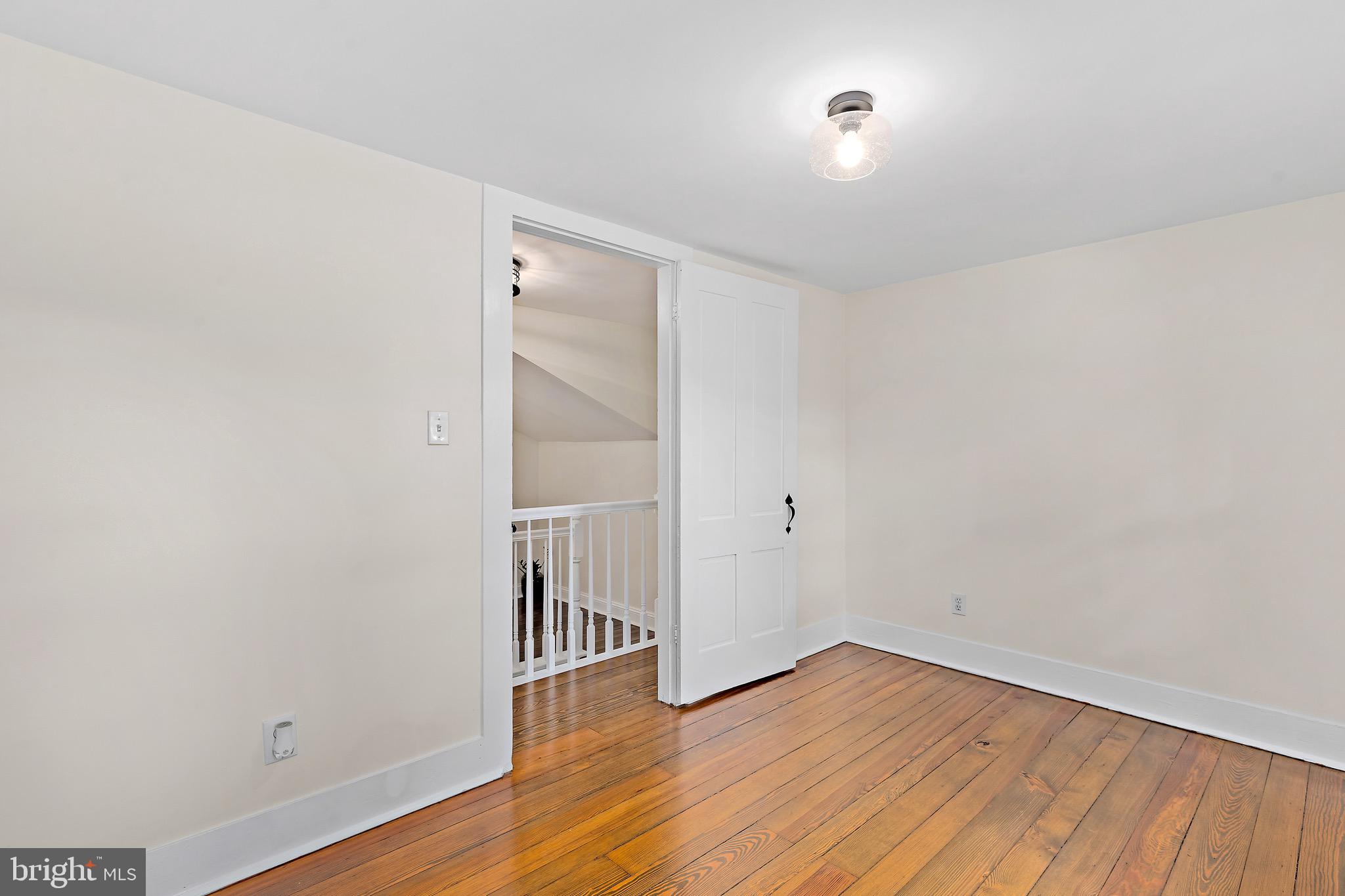 TOWN OF HAMILTON - Residential