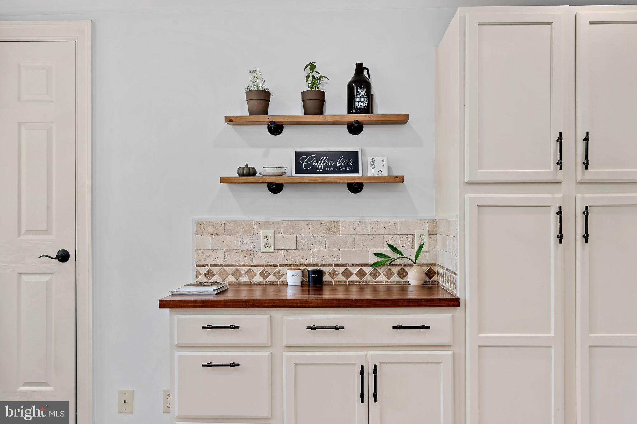 TOWN OF HAMILTON - Residential