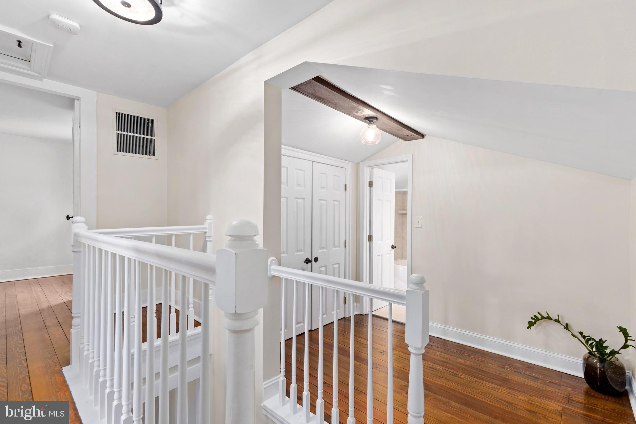 TOWN OF HAMILTON - Residential