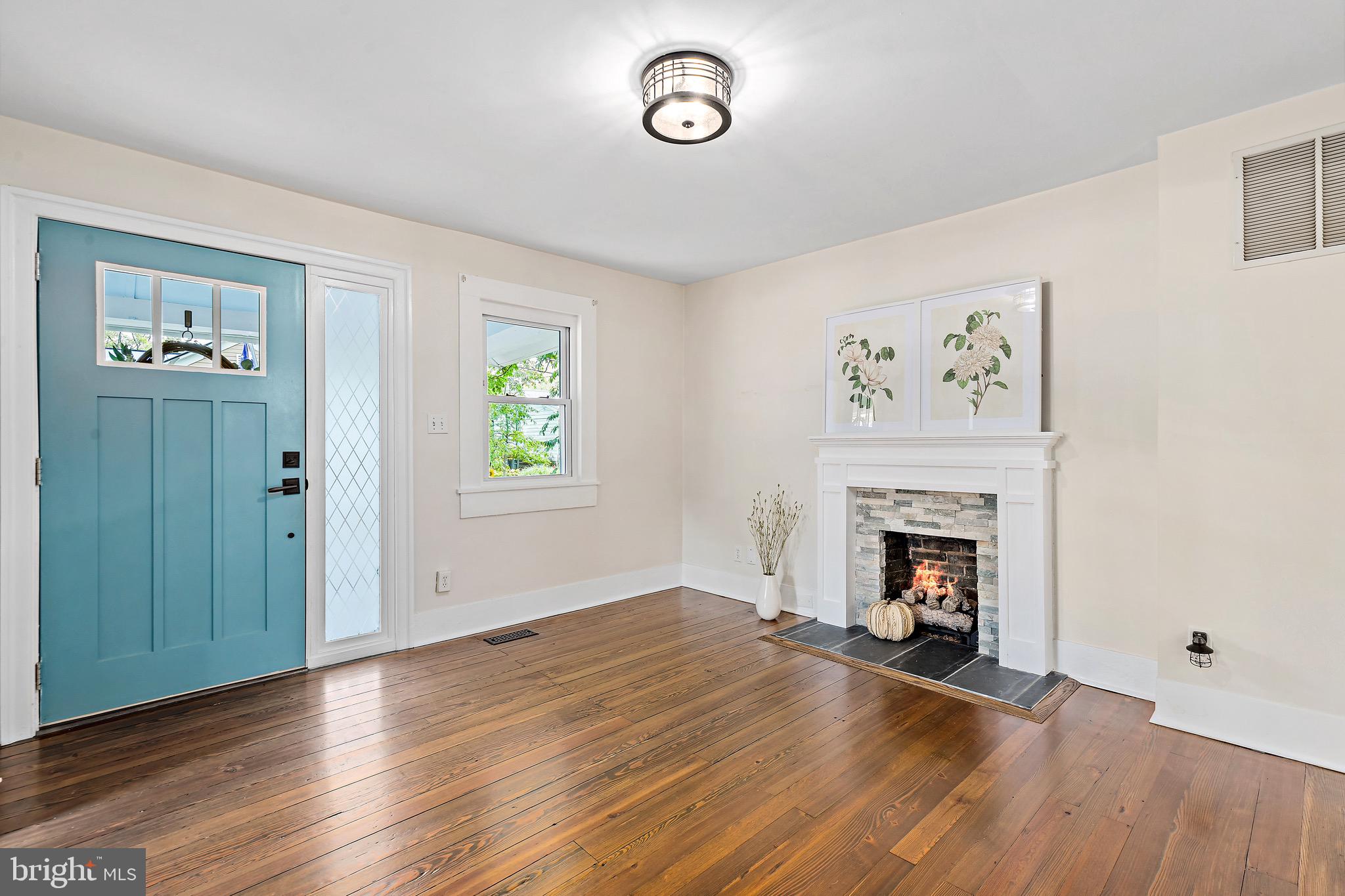 TOWN OF HAMILTON - Residential