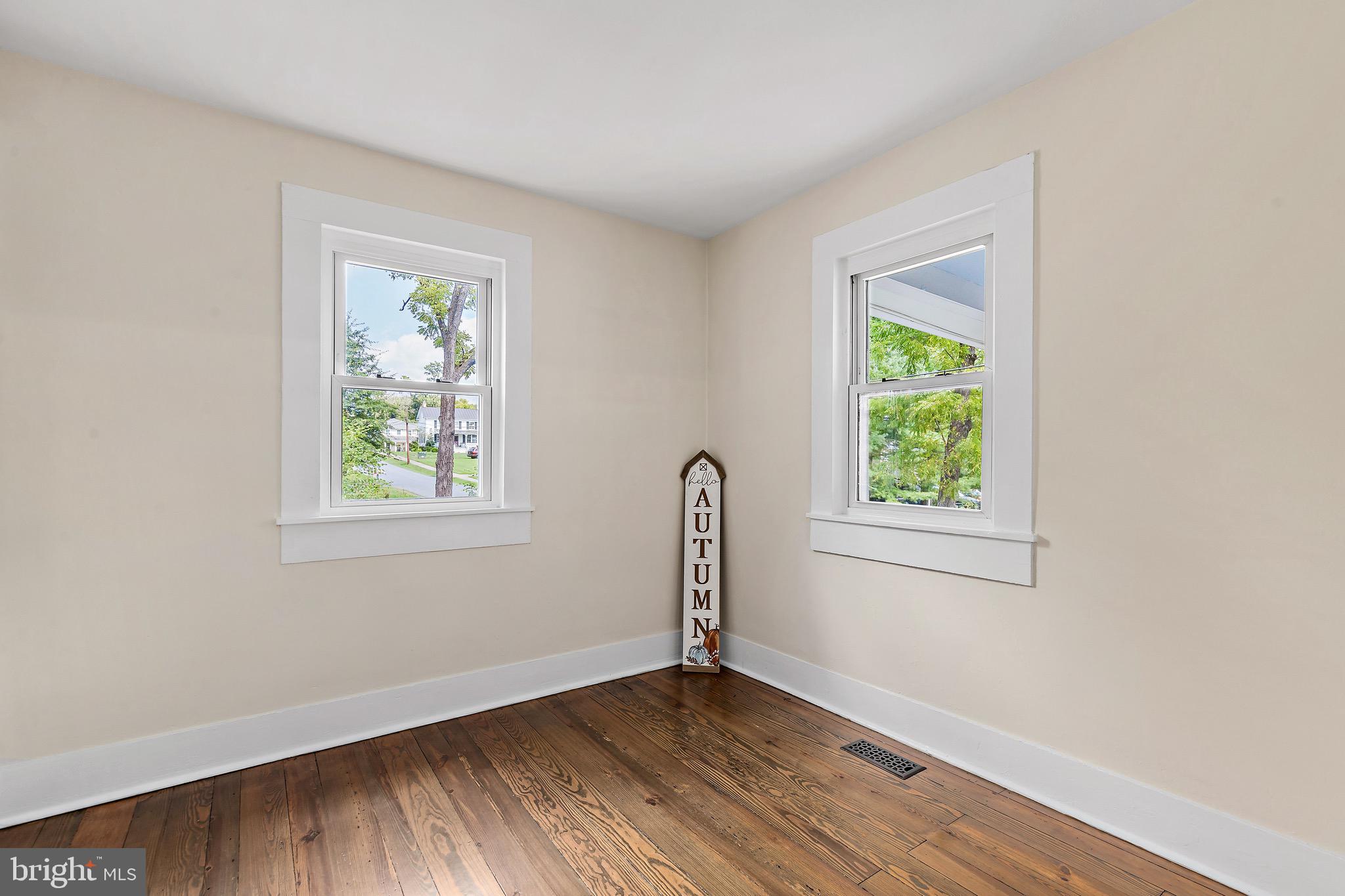 TOWN OF HAMILTON - Residential