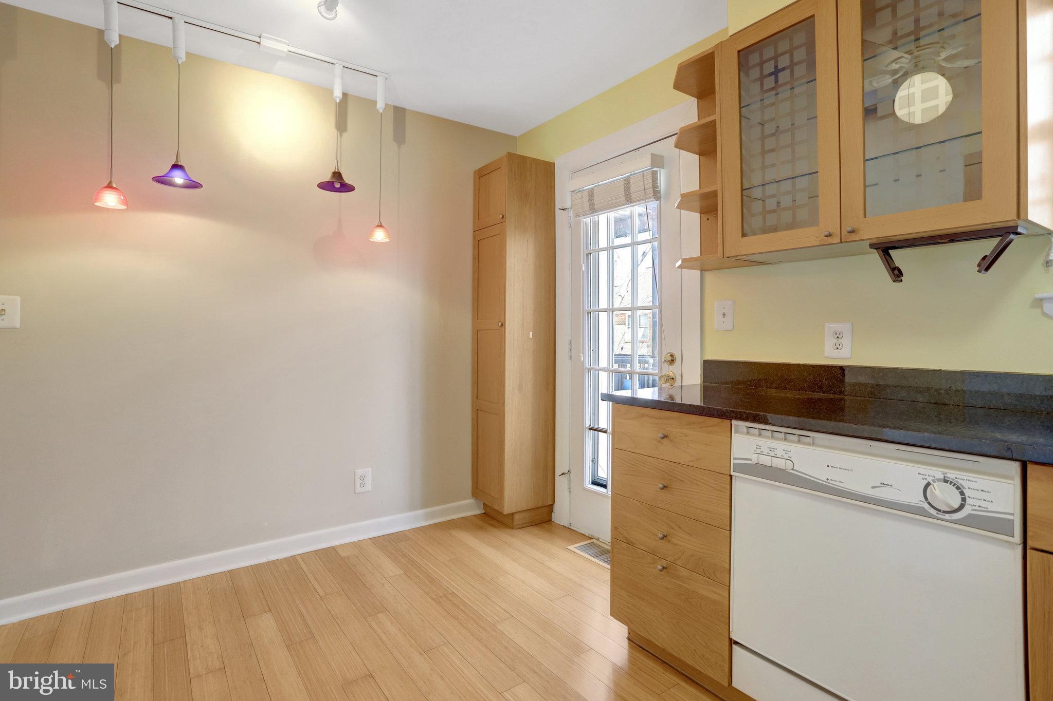 2839 S WAKEFIELD STREET C C