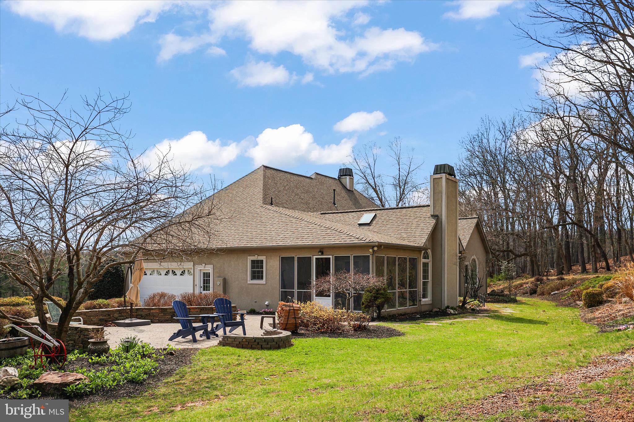 PIGEON HILLS - Residential