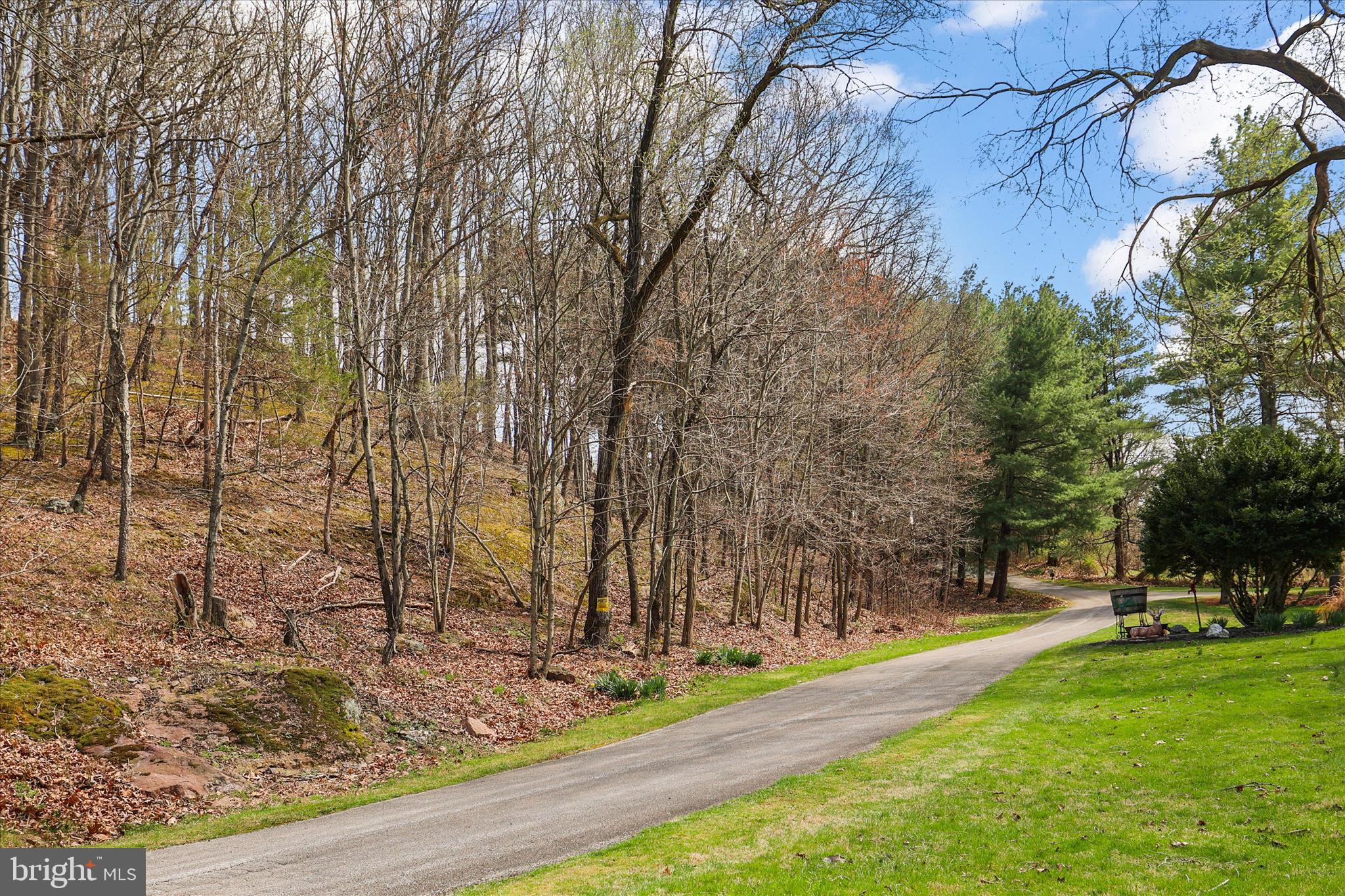 PIGEON HILLS - Residential