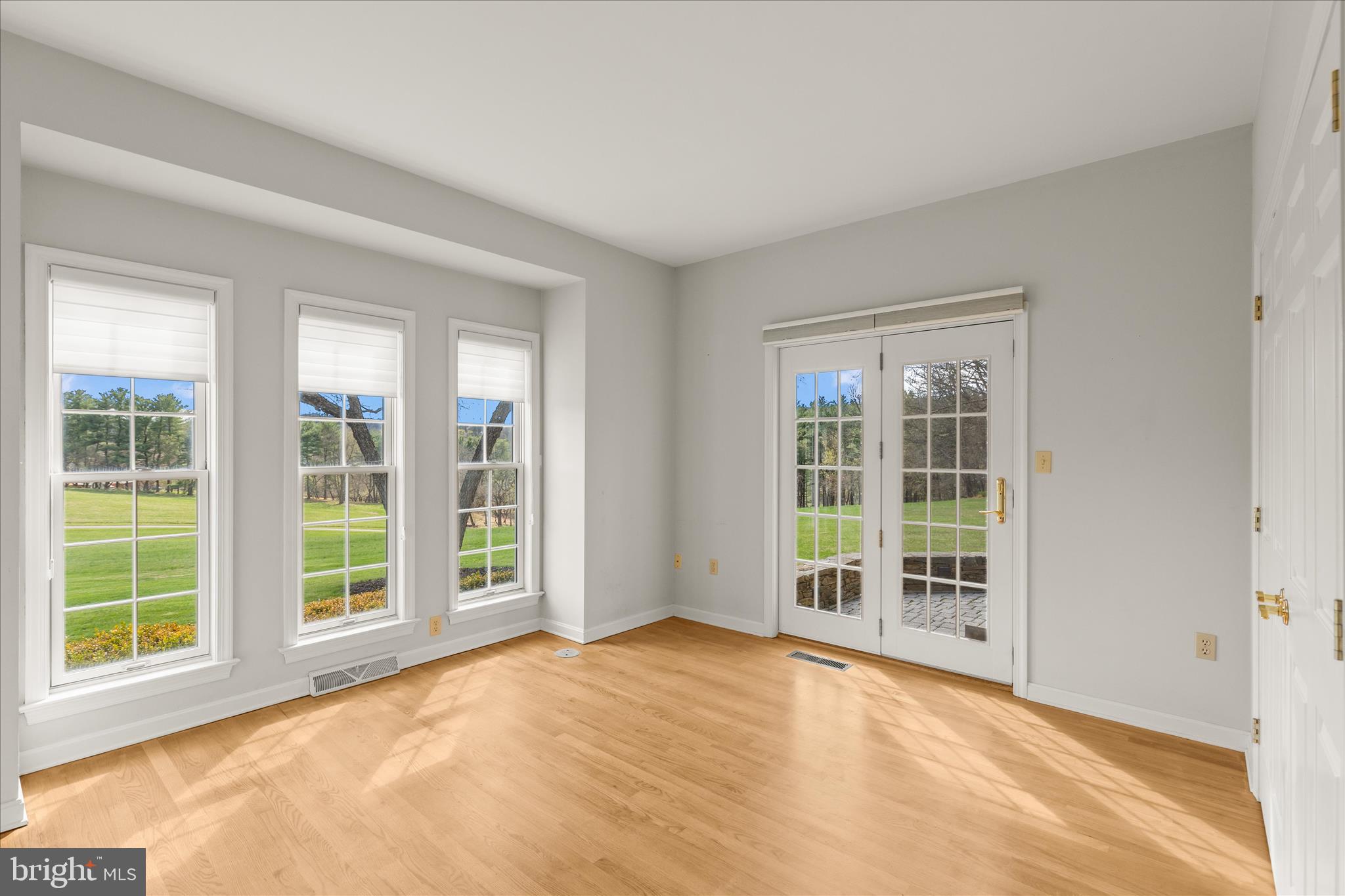 PIGEON HILLS - Residential