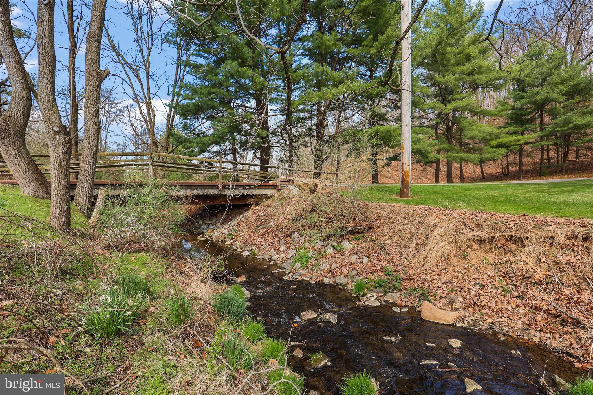 PIGEON HILLS - Residential