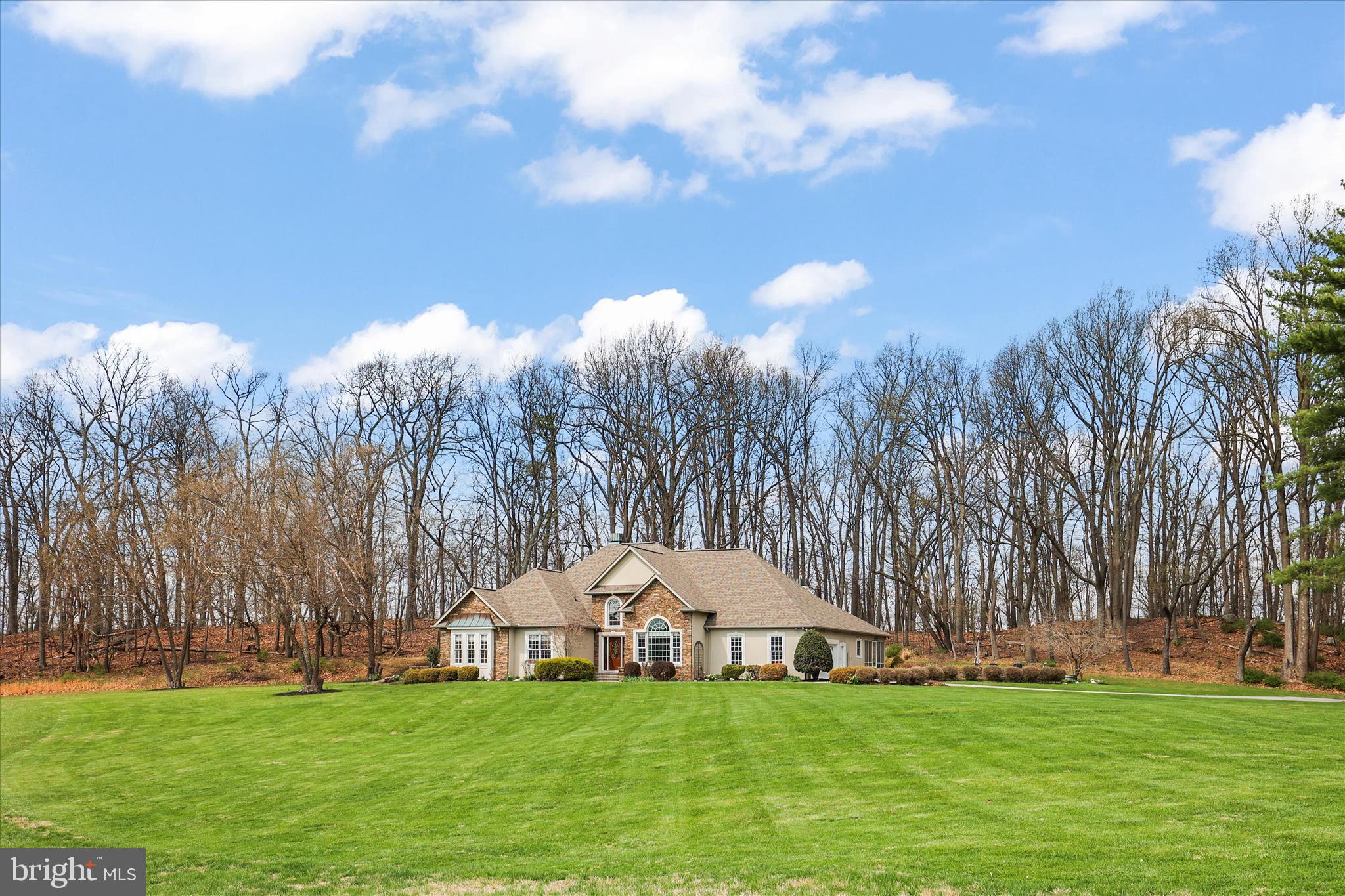 PIGEON HILLS - Residential