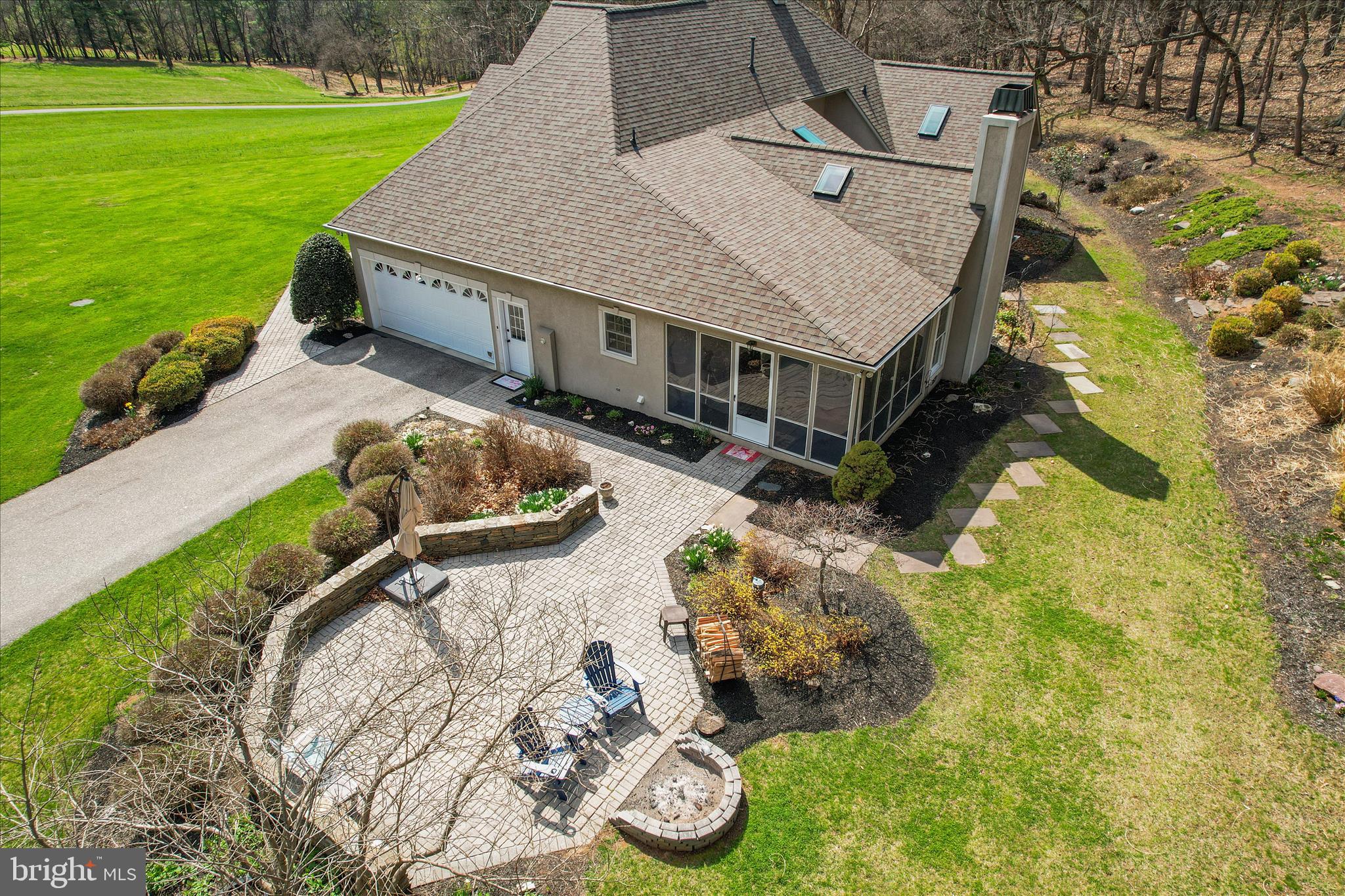 PIGEON HILLS - Residential