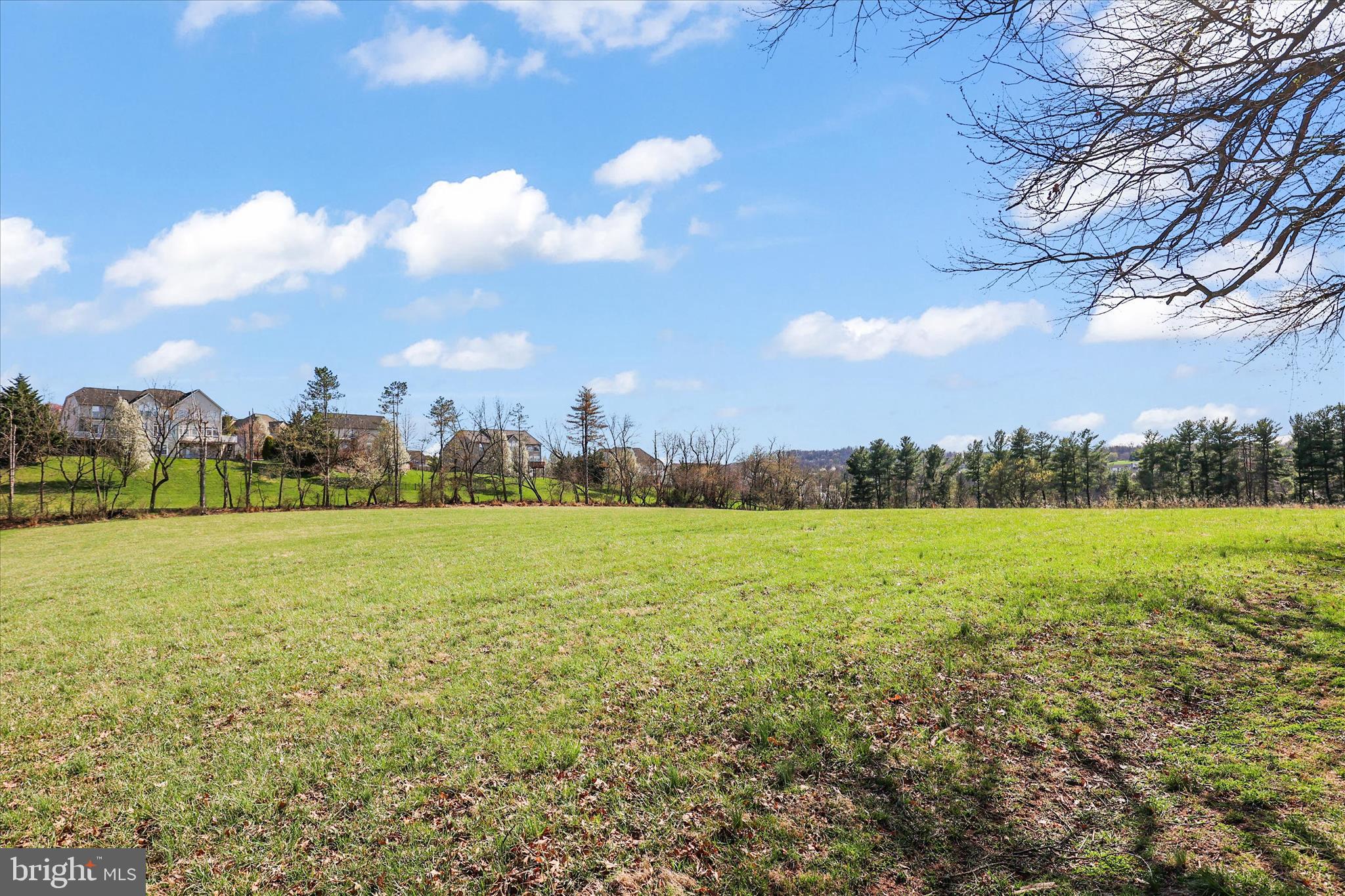 PIGEON HILLS - Residential