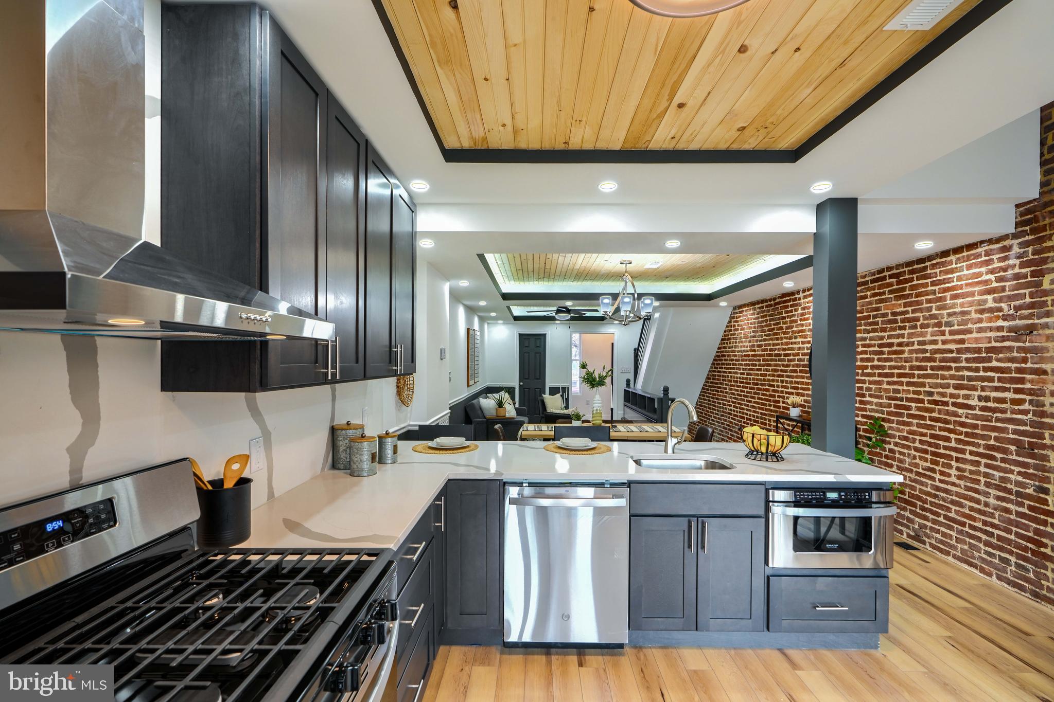 HAMPDEN HISTORIC DISTRICT - Residential