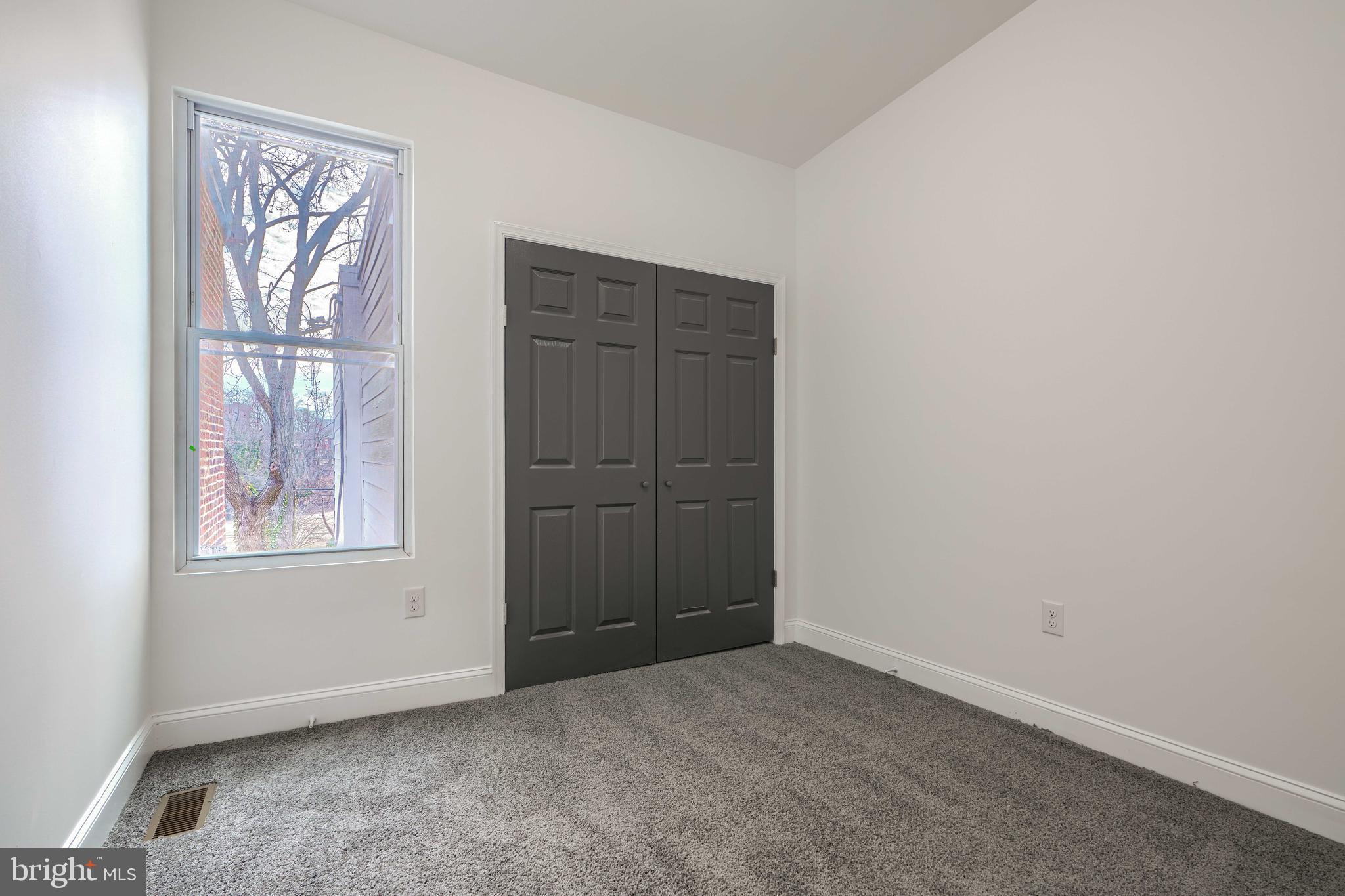 HAMPDEN HISTORIC DISTRICT - Residential