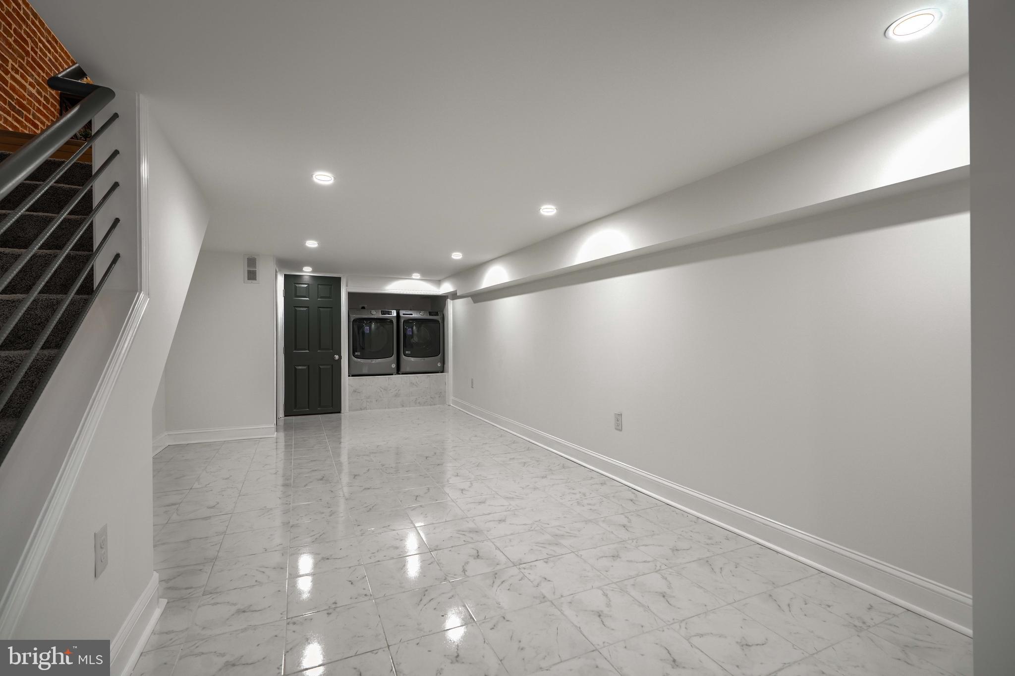 HAMPDEN HISTORIC DISTRICT - Residential