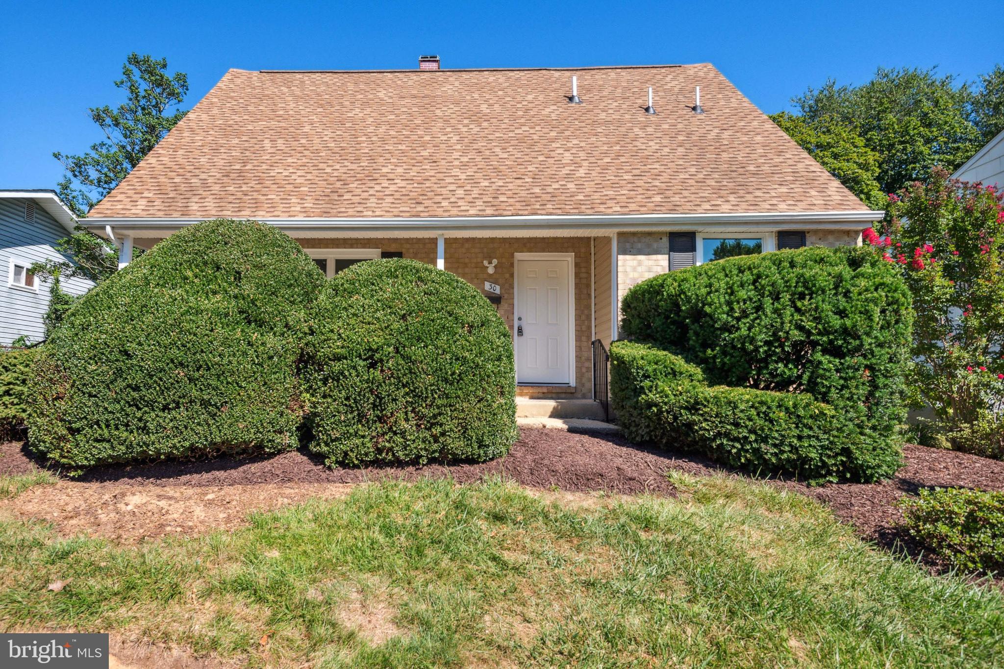 WESTBURY - Residential