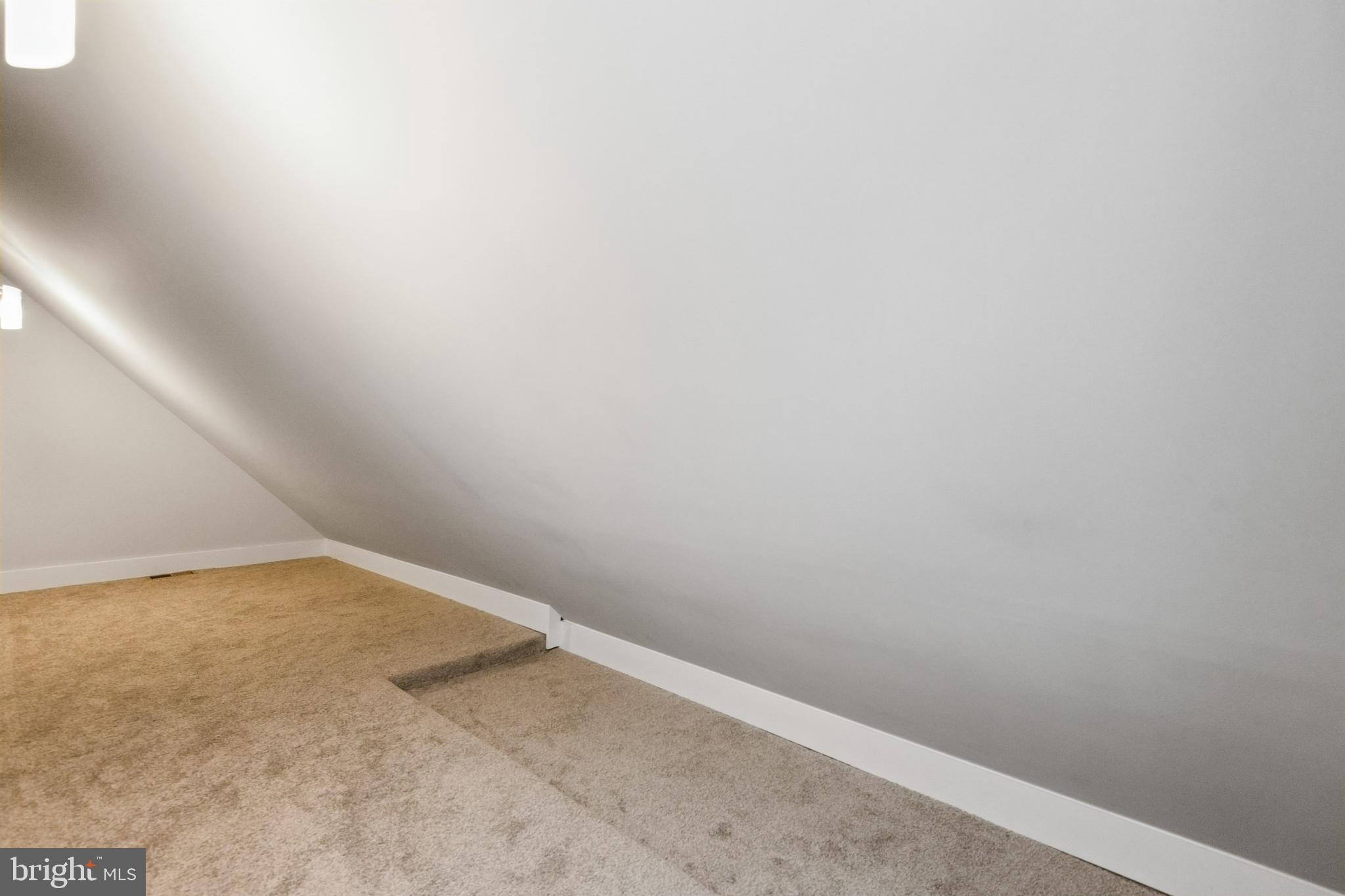 WESTBURY - Residential