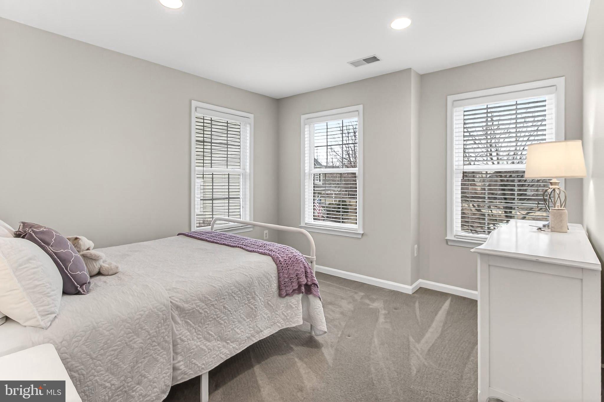 BRAMBLETON - Residential