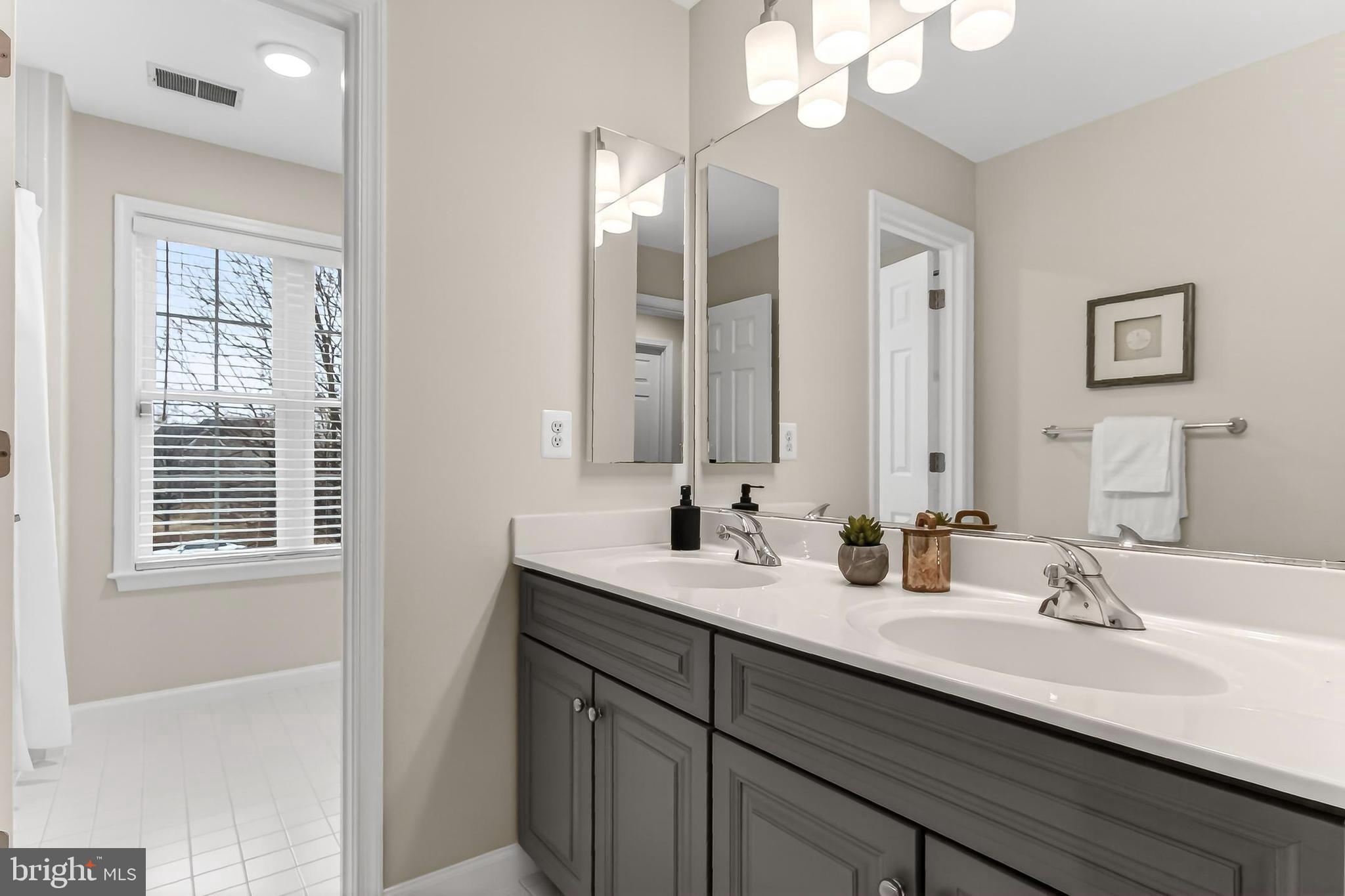 BRAMBLETON - Residential