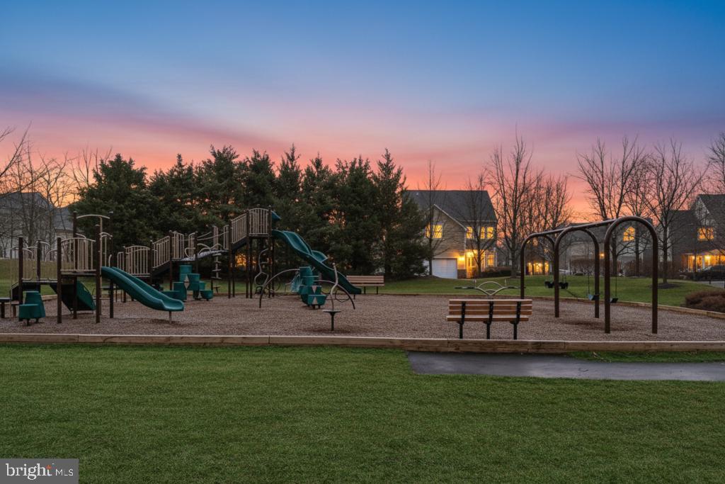 BRAMBLETON - Residential