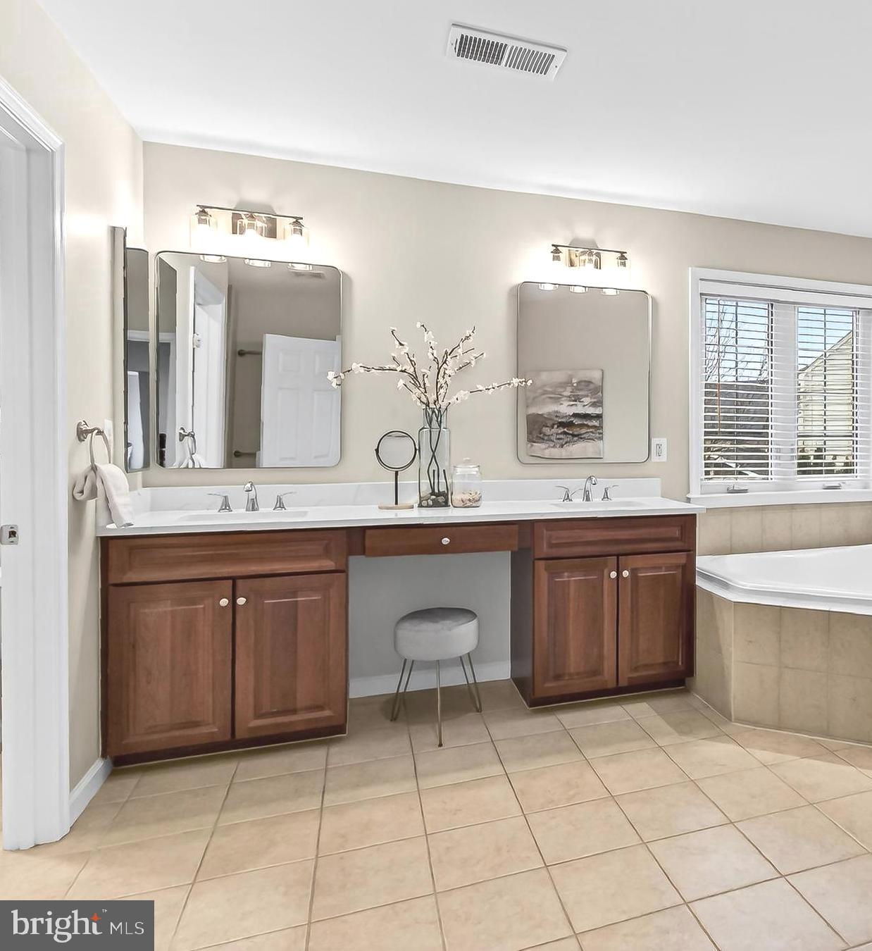 BRAMBLETON - Residential