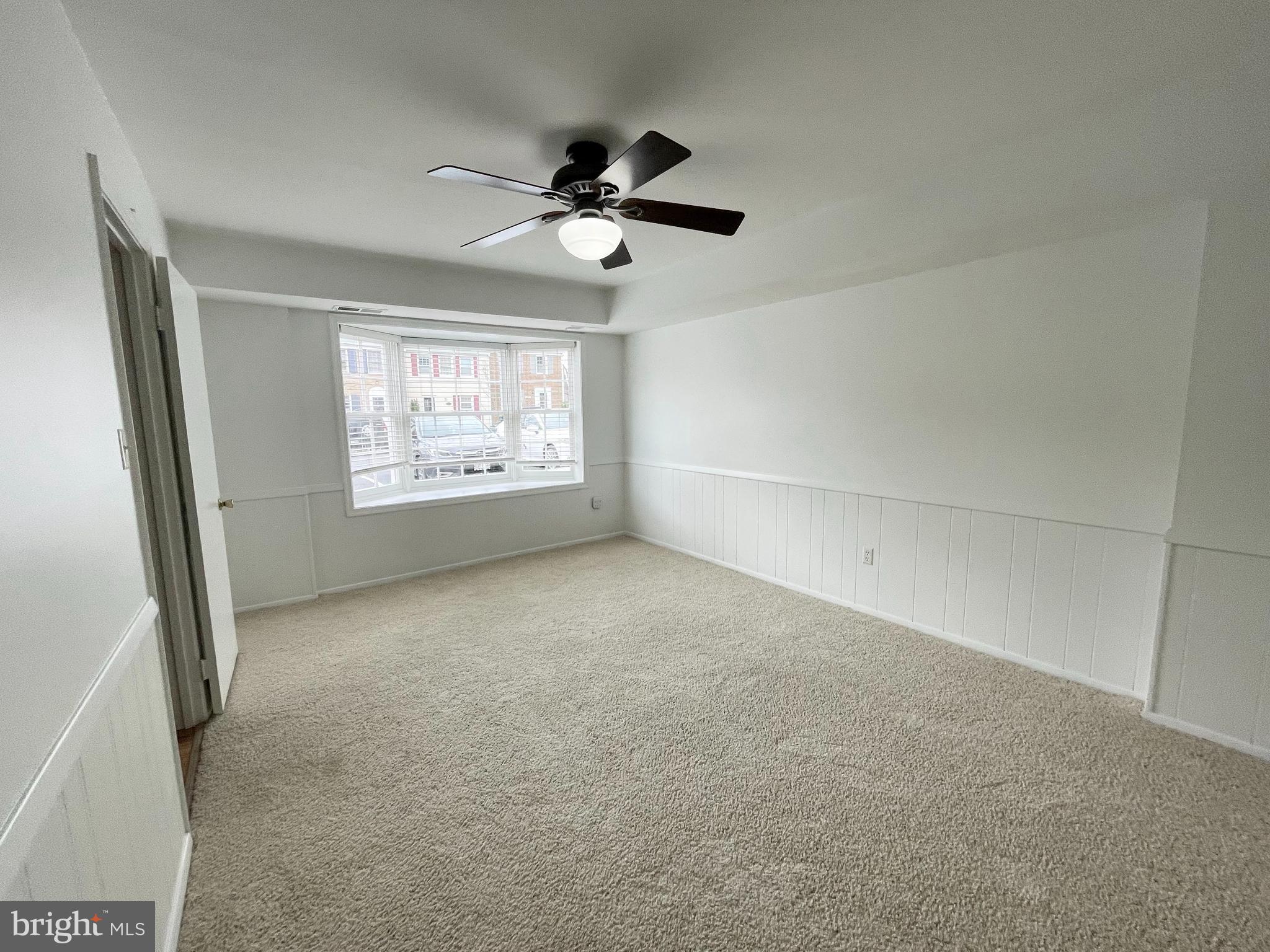 CARDINAL SQUARE - Residential Lease