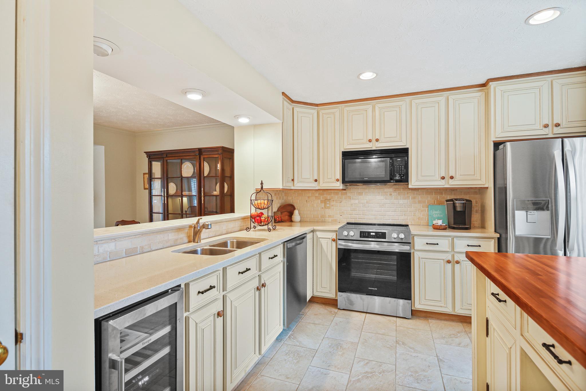 DORSEY HALL - Residential