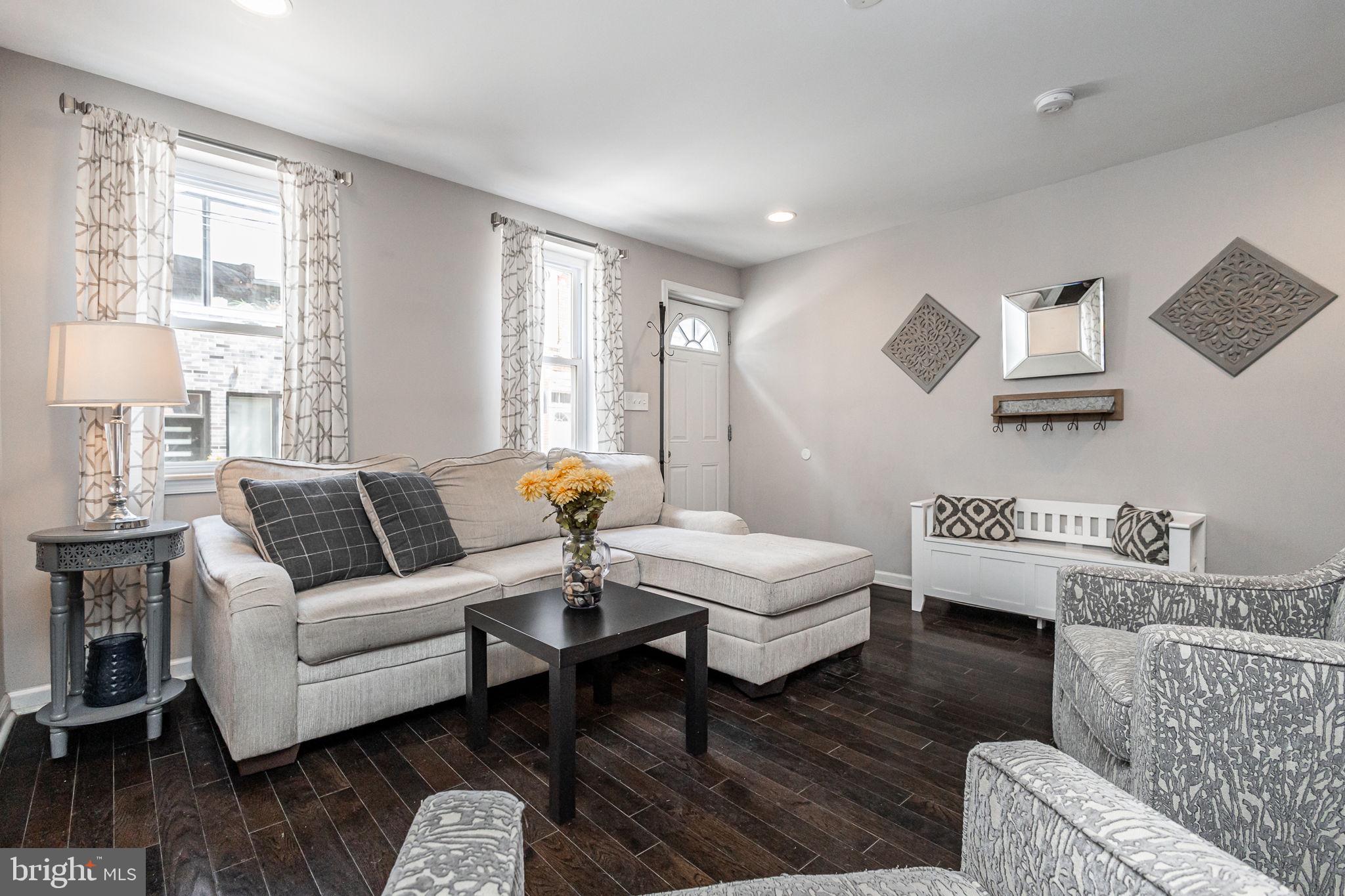 POINT BREEZE - Residential