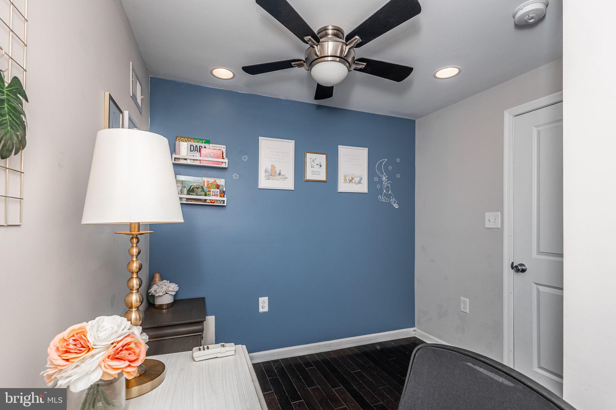 POINT BREEZE - Residential