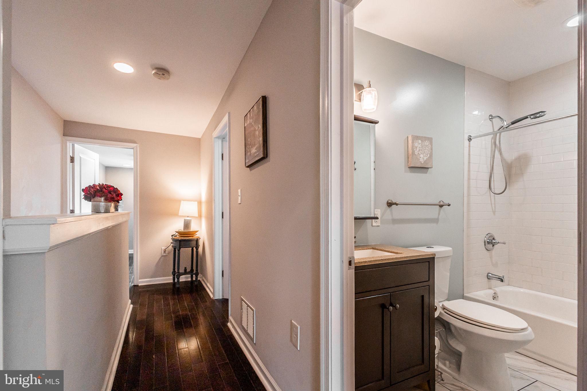 POINT BREEZE - Residential