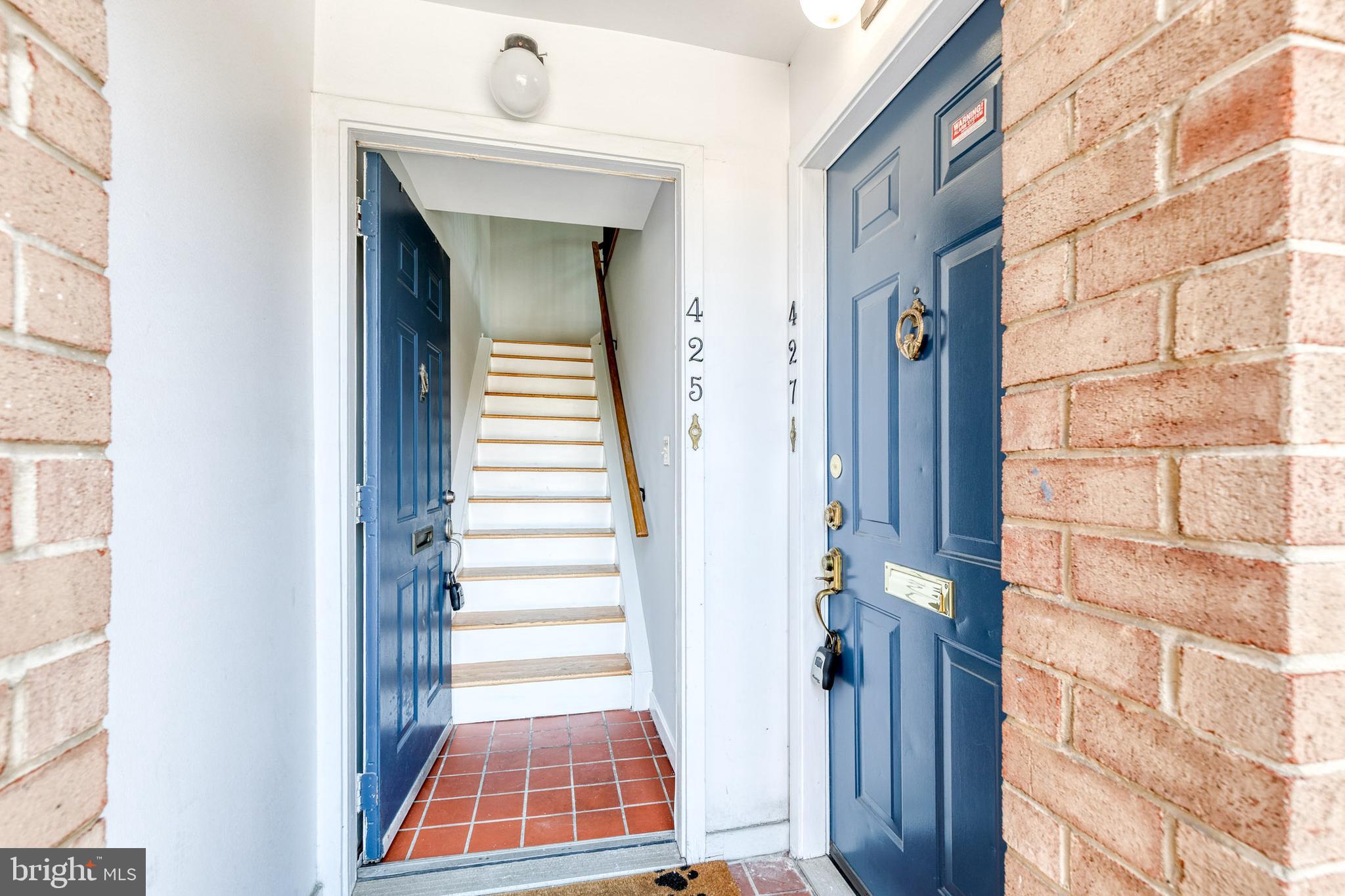 425 S SHARP STREET R 15