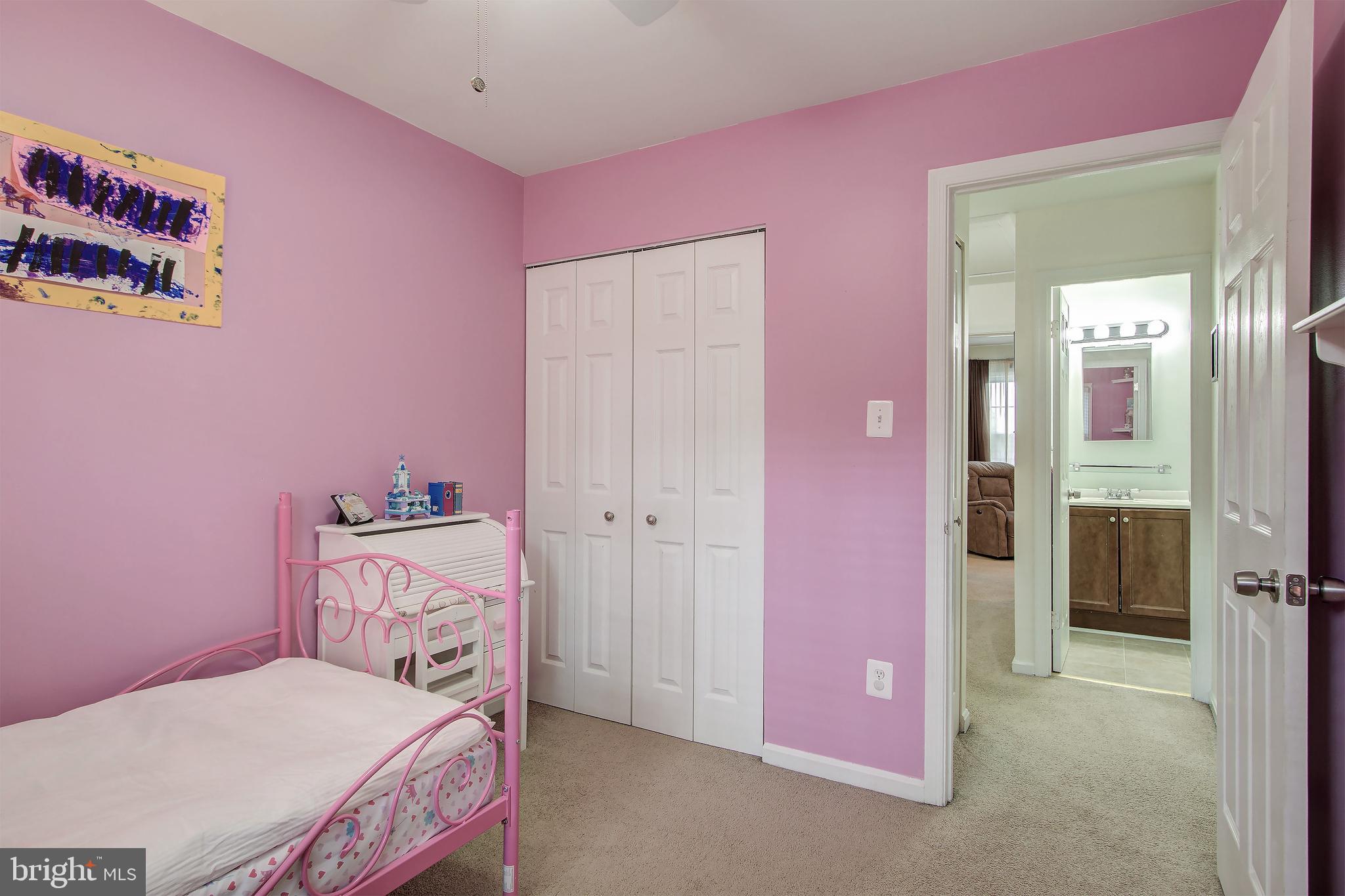 KEENE MILL WOODS - Residential