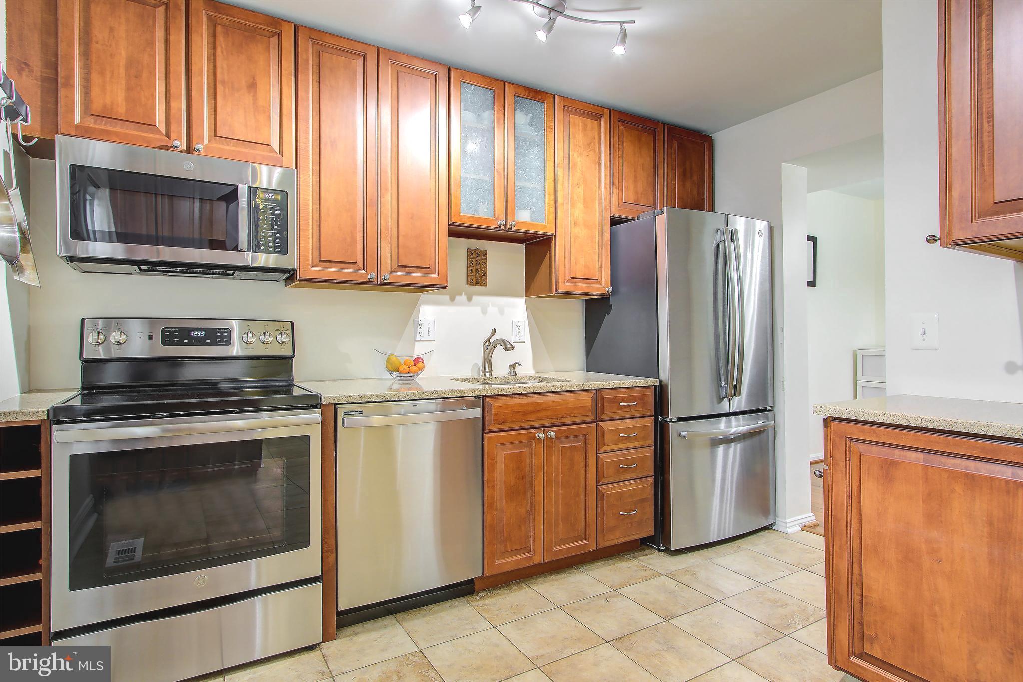 KEENE MILL WOODS - Residential