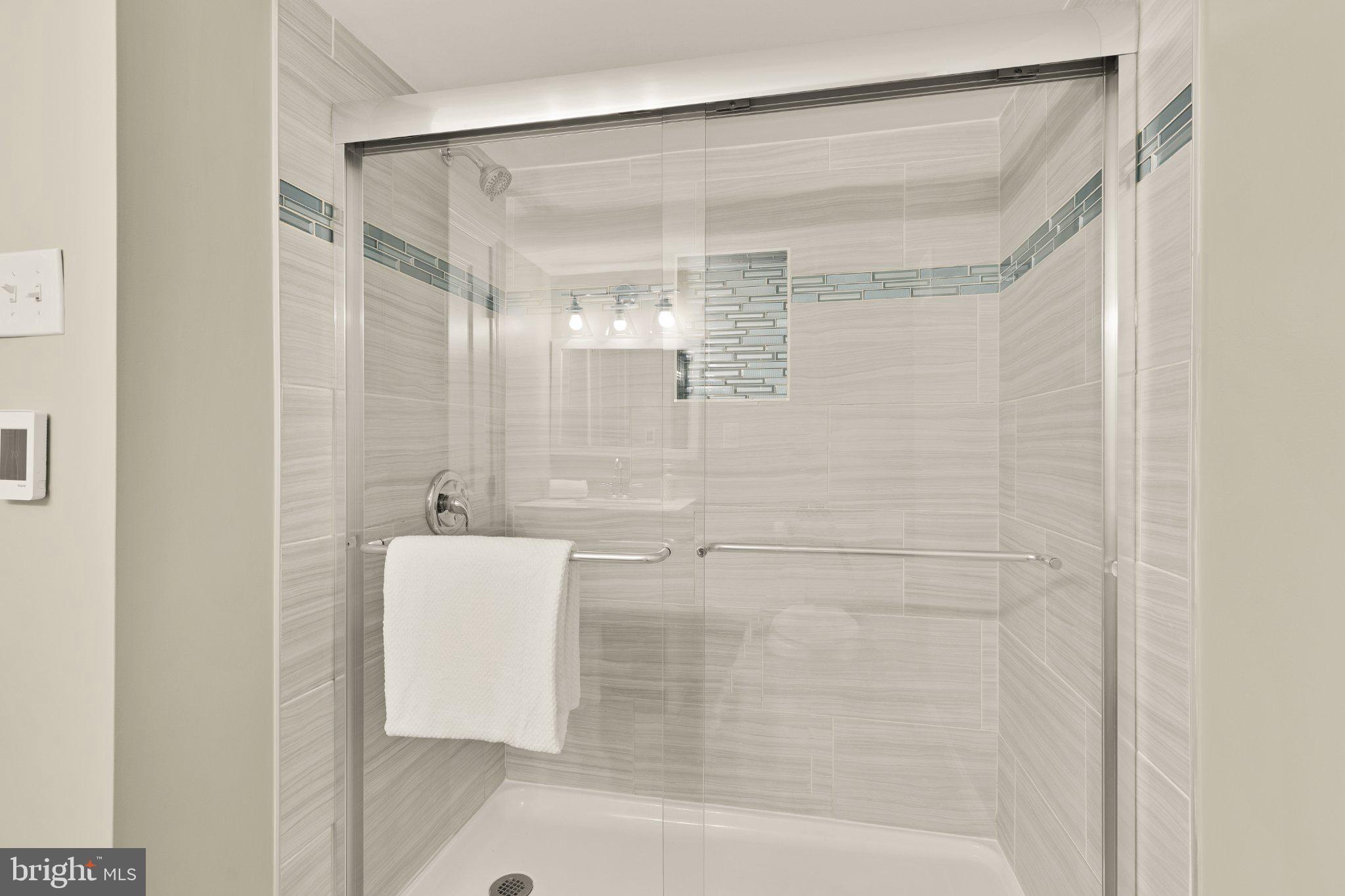 KENSINGTON - Residential