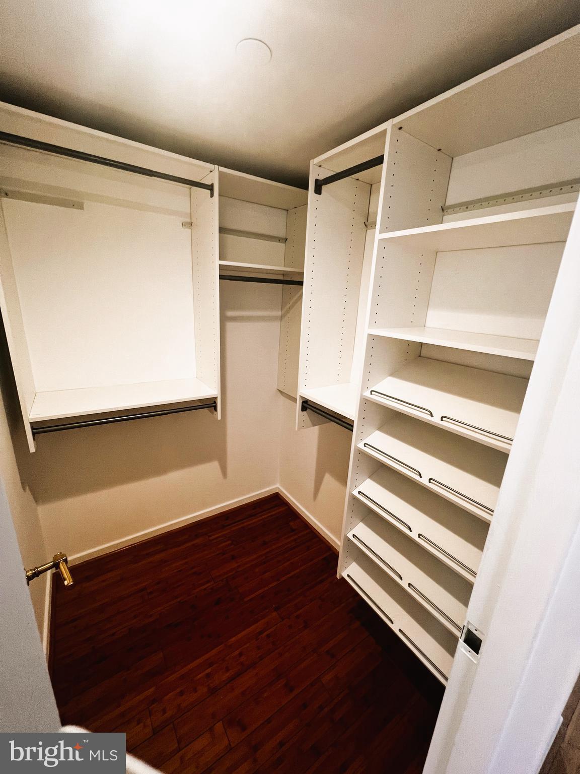 THE ATRIUM - Residential