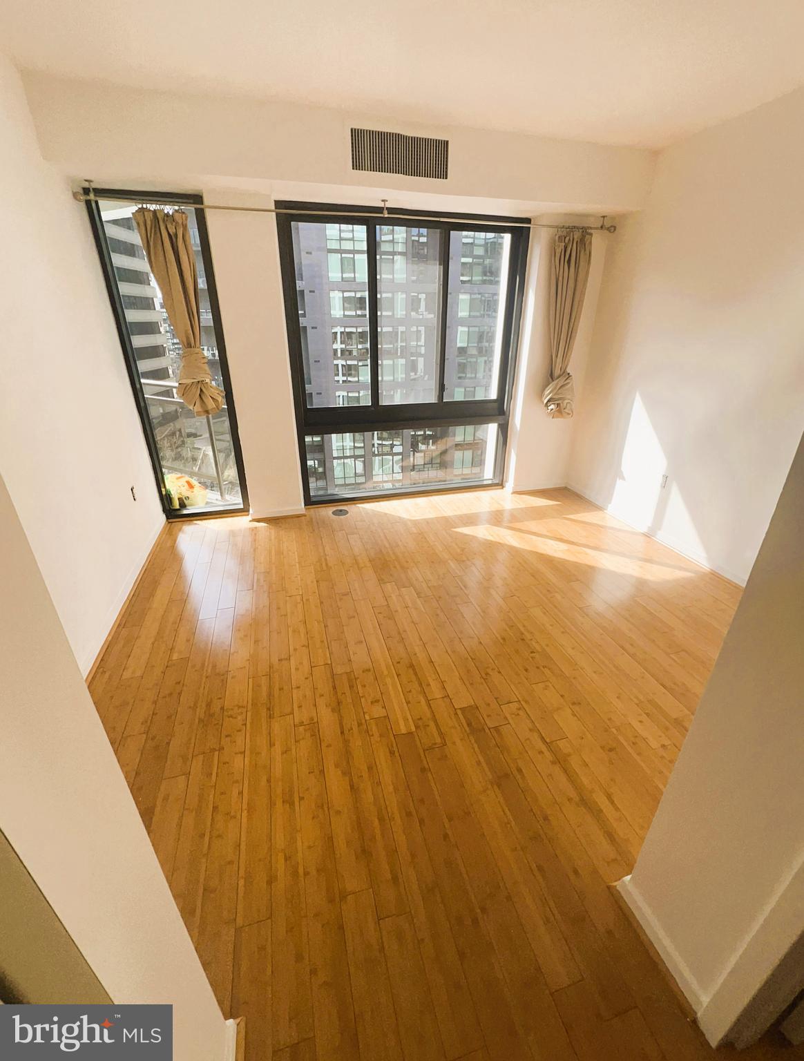 THE ATRIUM - Residential