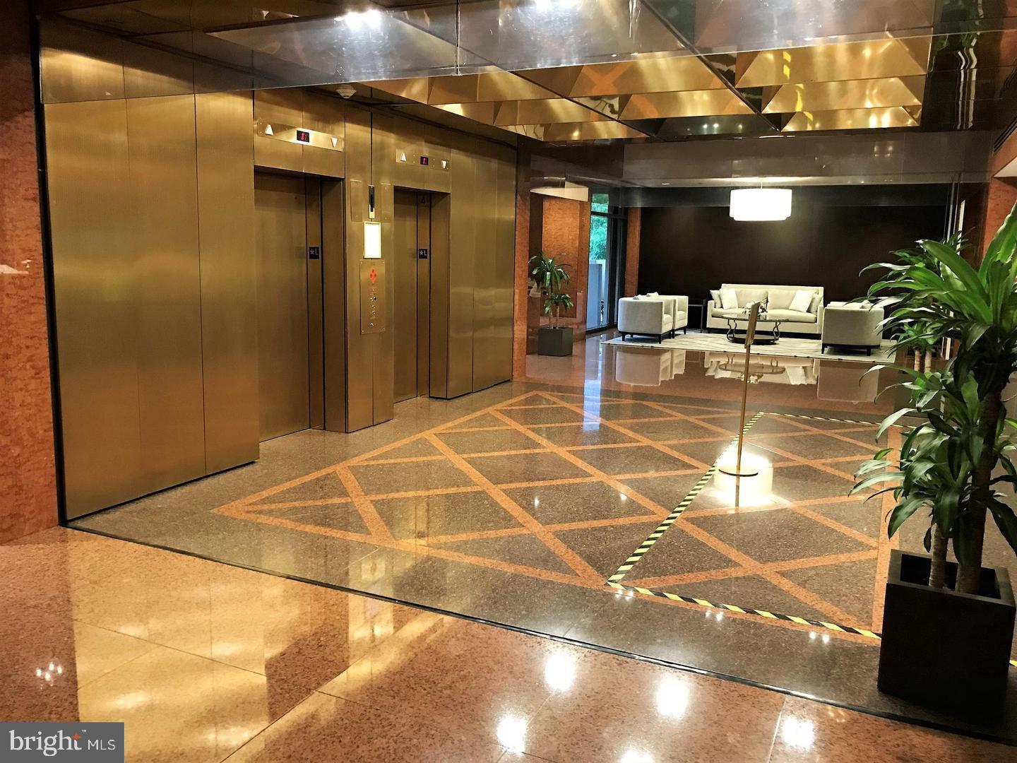 THE ATRIUM - Residential