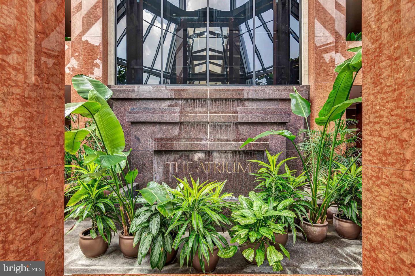 THE ATRIUM - Residential