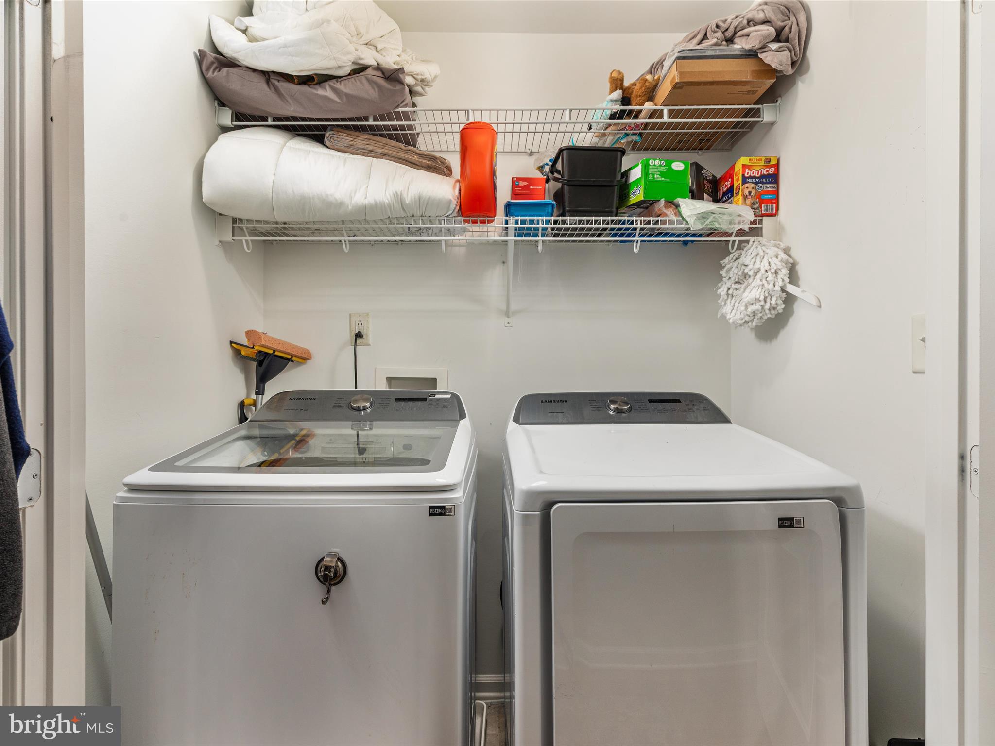 TOWNES OF RIDGEWAY - Residential