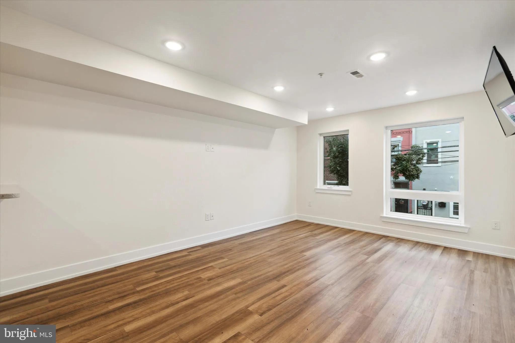 Philadelphia, Pennsylvania 19121, United States, 6 Bedrooms Bedrooms, ,5 BathroomsBathrooms,Residential,Active,12560