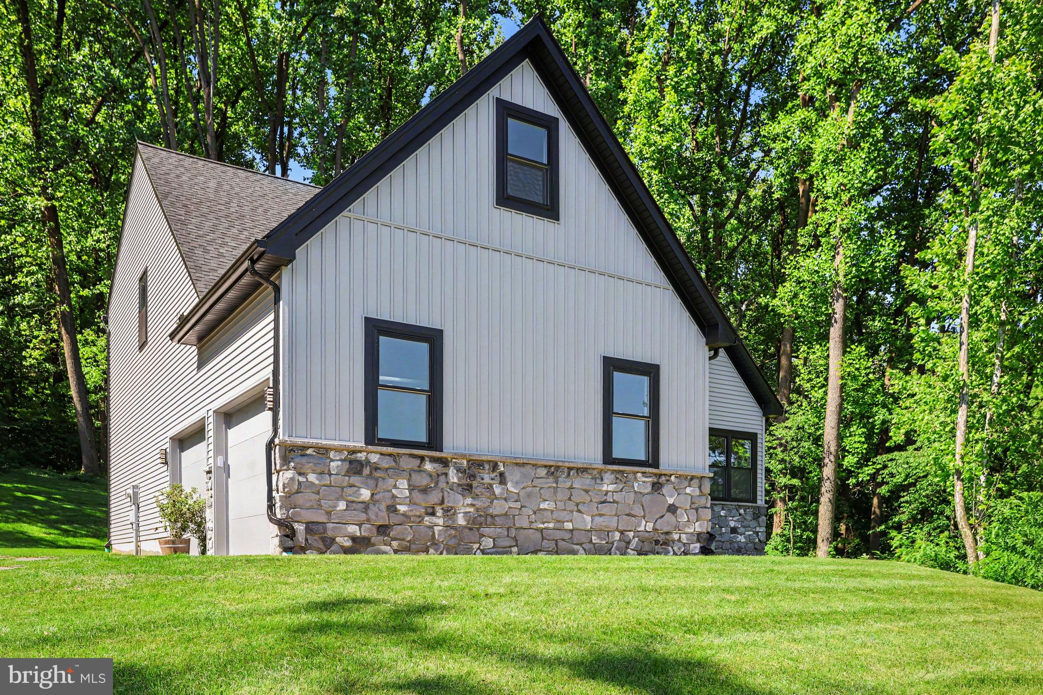 2808 SPRING VALLEY ROAD