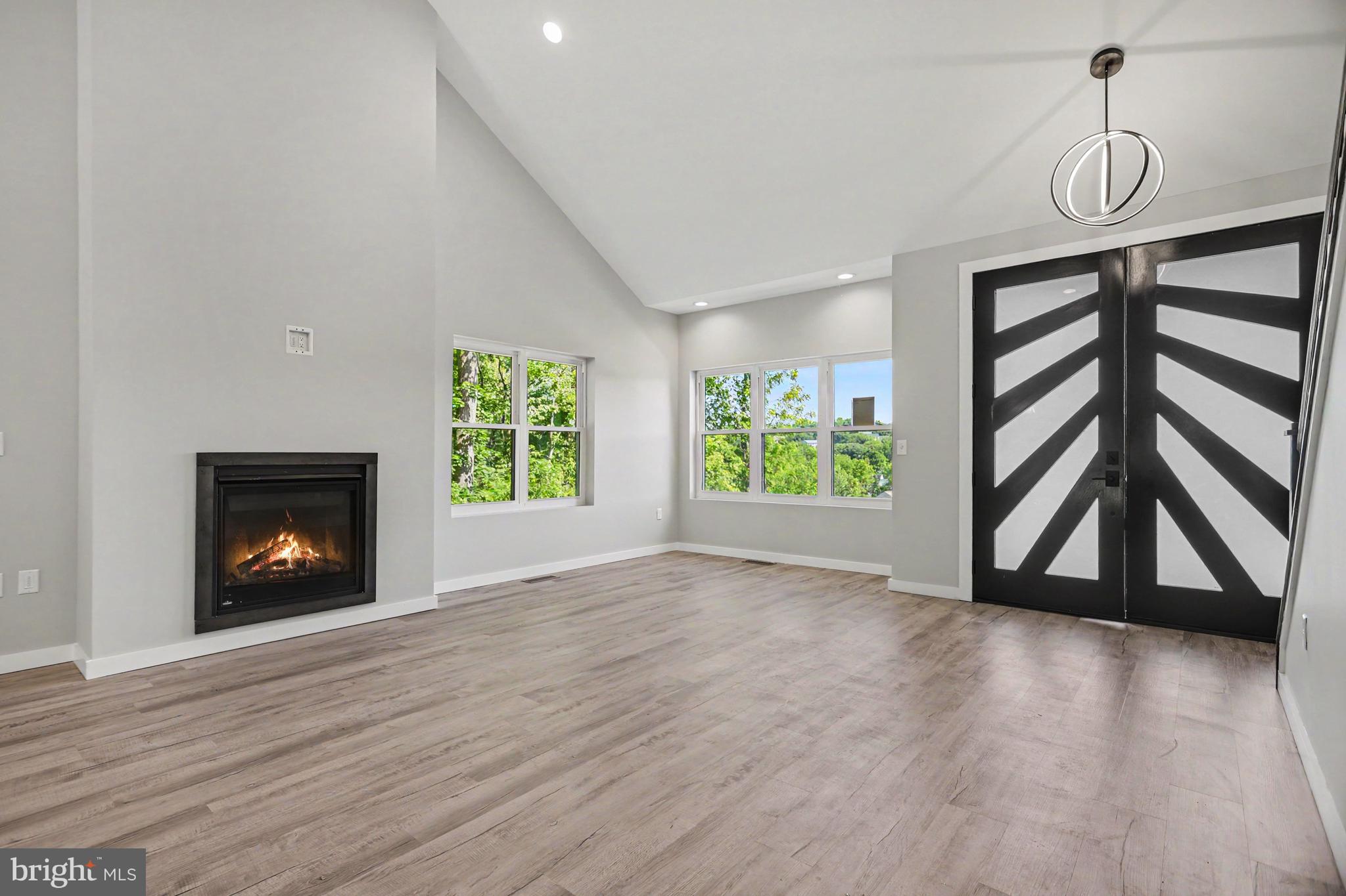 2808 SPRING VALLEY ROAD