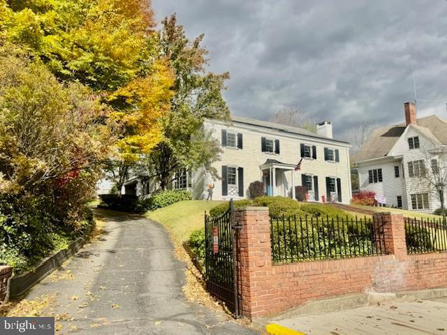 127 E SUNBURY STREET