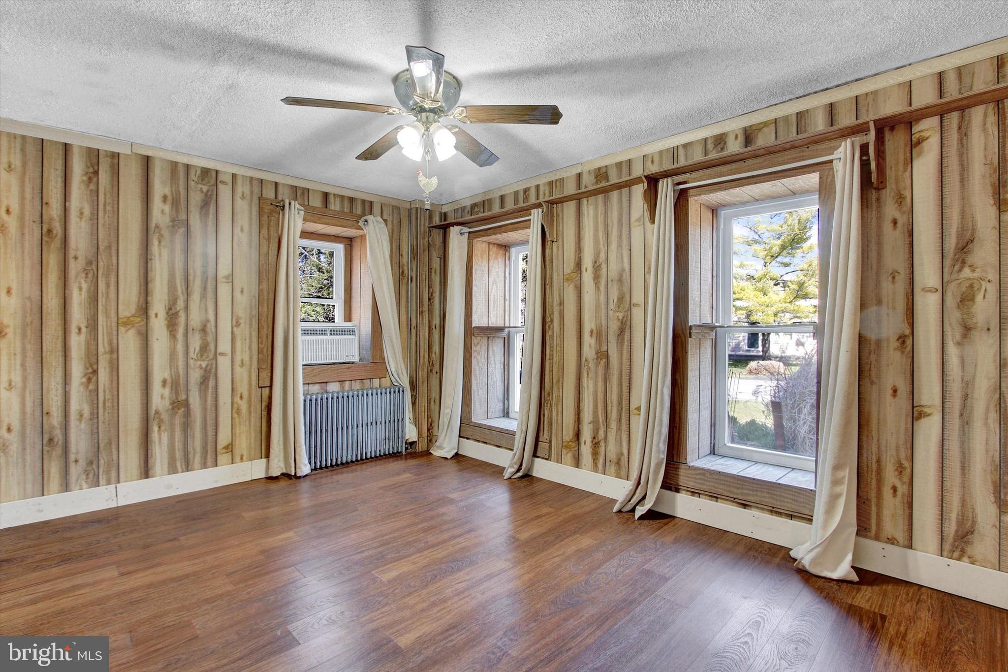 CARLISLE ROAD - Residential