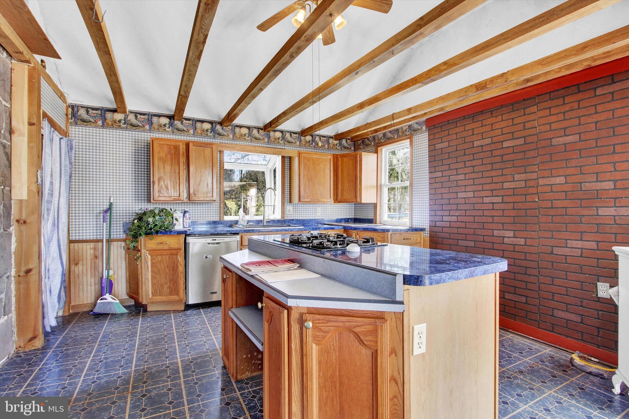 CARLISLE ROAD - Residential