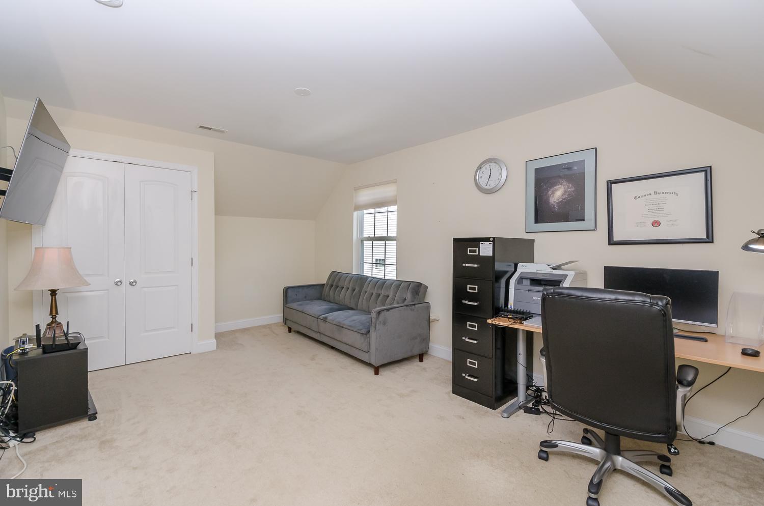 SAWMILL COURT - Residential