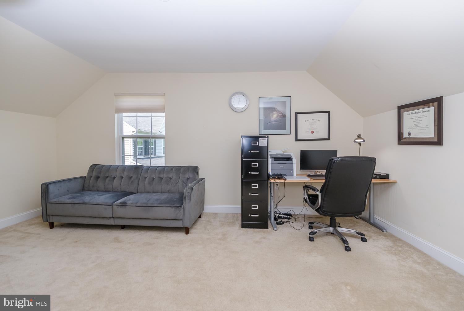 SAWMILL COURT - Residential