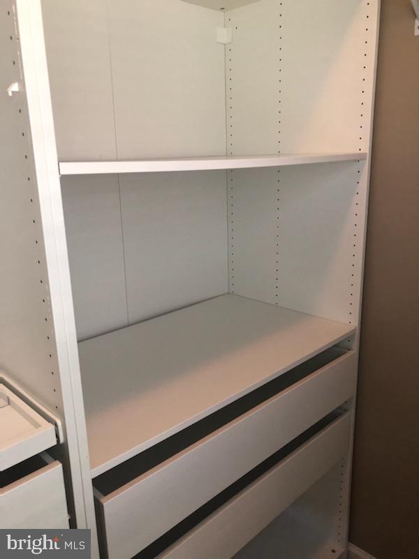 POTOMAC CLUB - Residential Lease