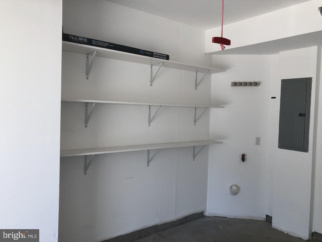 POTOMAC CLUB - Residential Lease